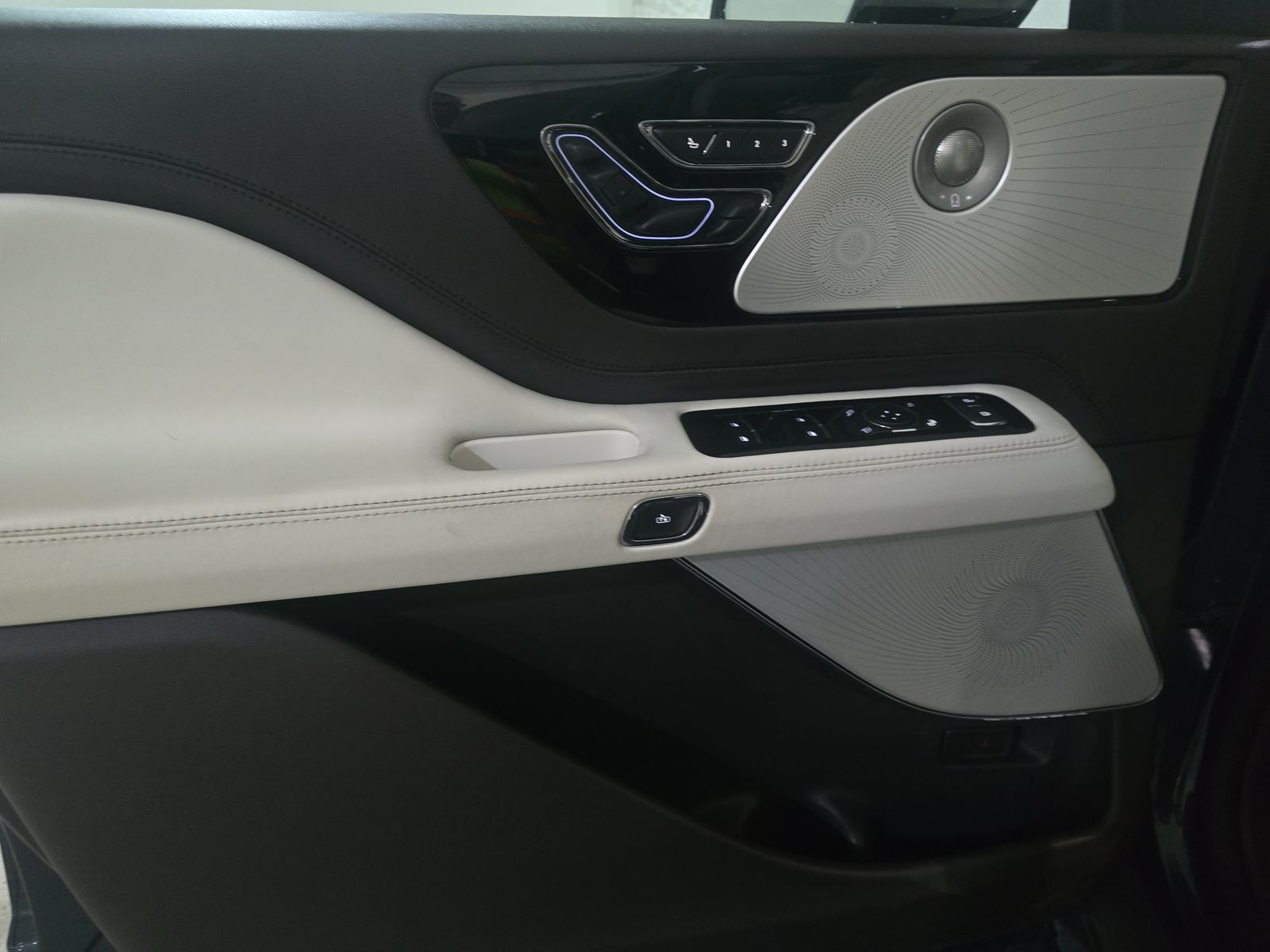 2023 Lincoln Aviator Black Label AWD