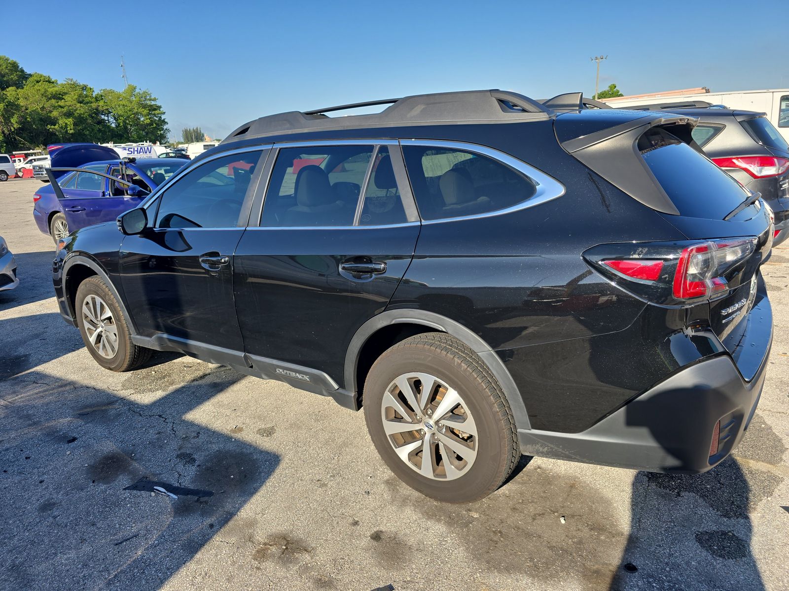 2022 Subaru Outback Premium AWD