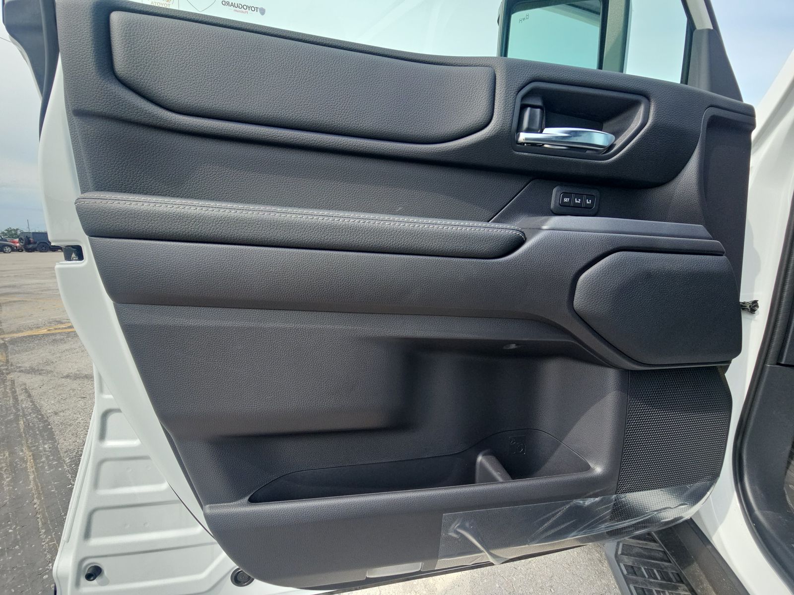 2025 Toyota Land Cruiser Base AWD