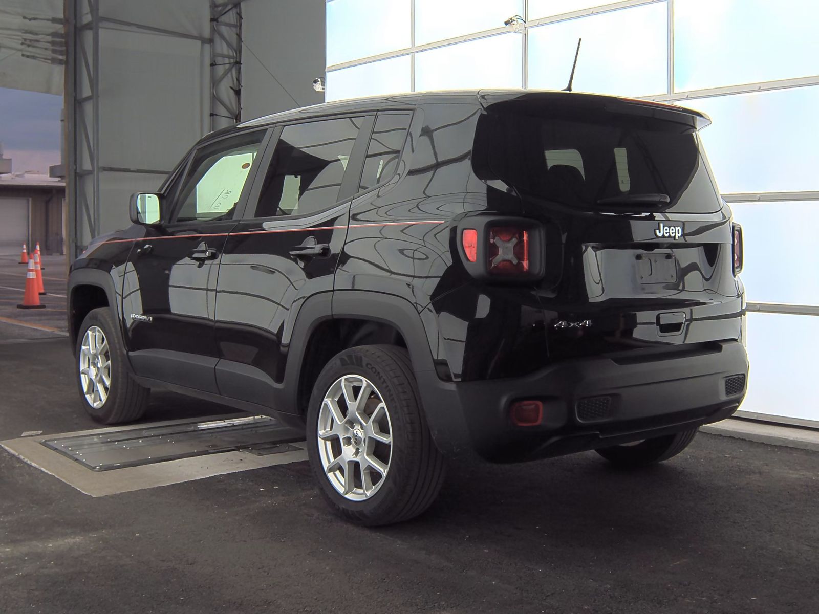 2023 Jeep Renegade Latitude AWD