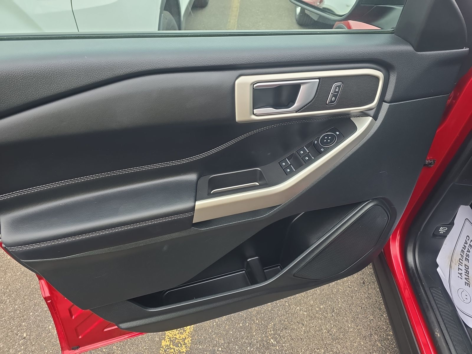 2023 Ford Explorer XLT AWD