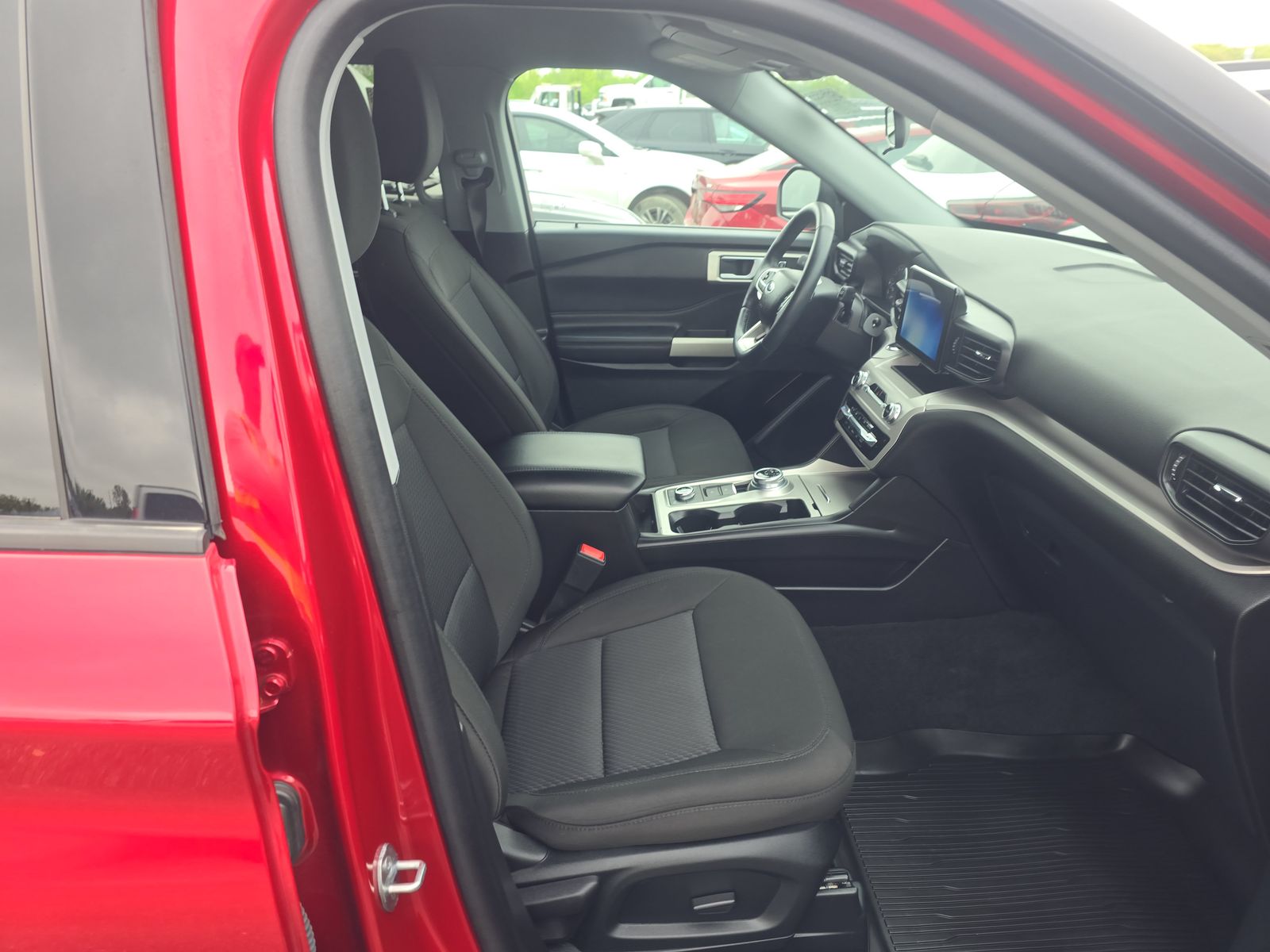 2023 Ford Explorer XLT AWD