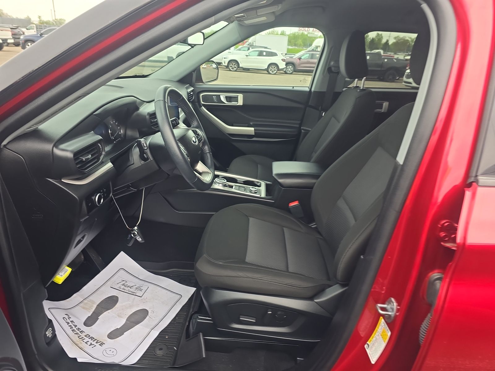 2023 Ford Explorer XLT AWD