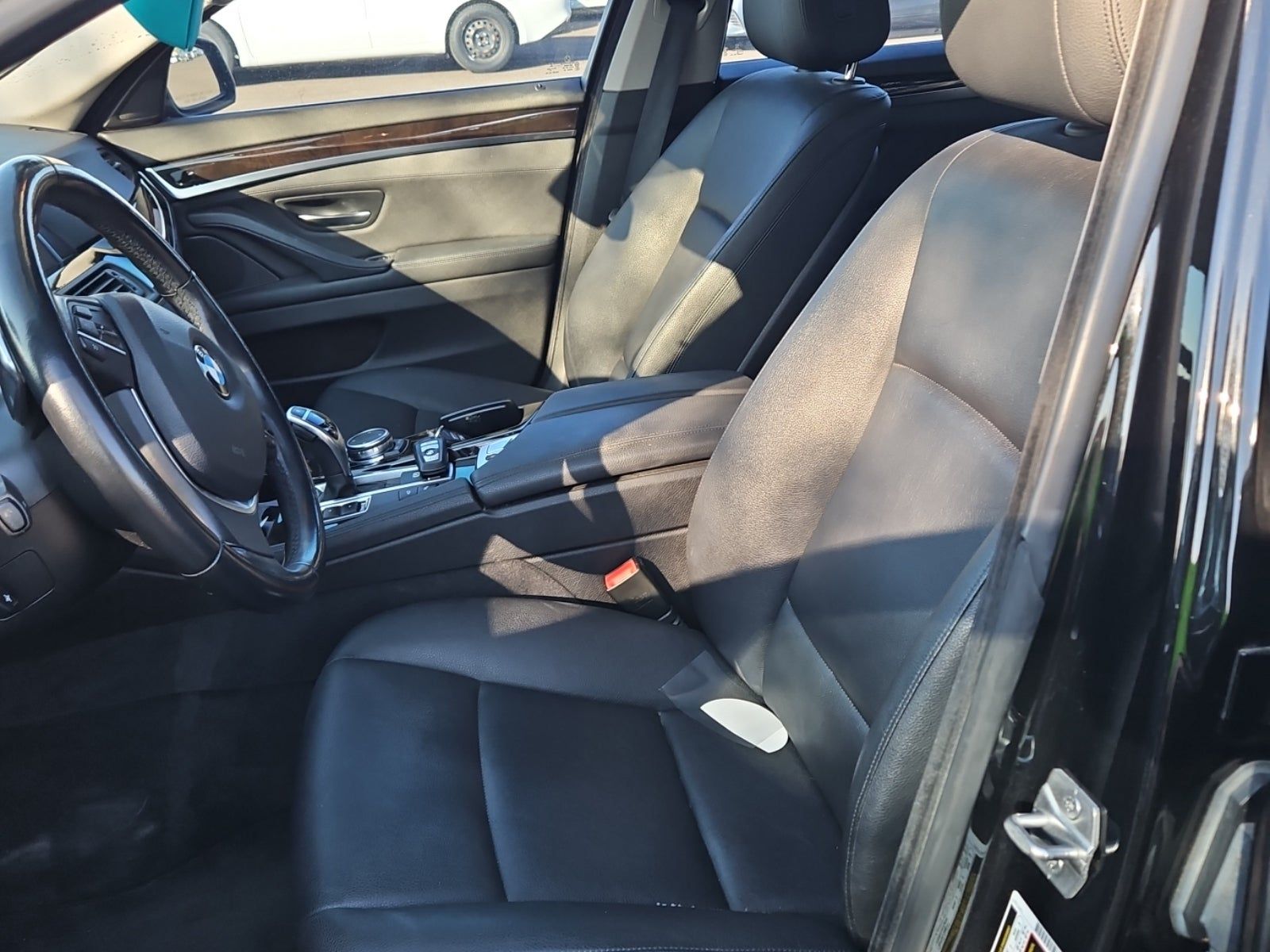 2016 BMW 5 Series 528i RWD