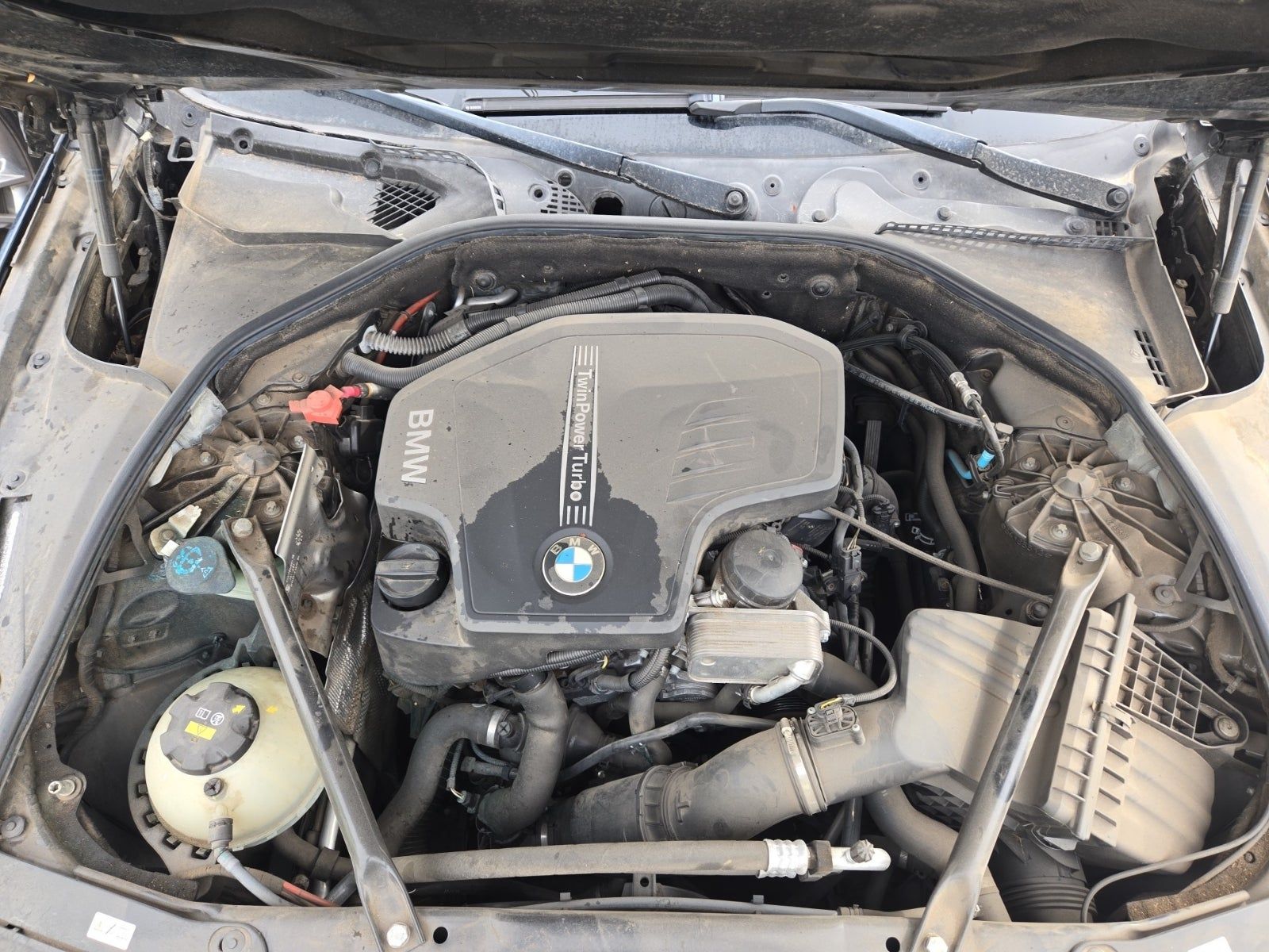 2016 BMW 5 Series 528i RWD