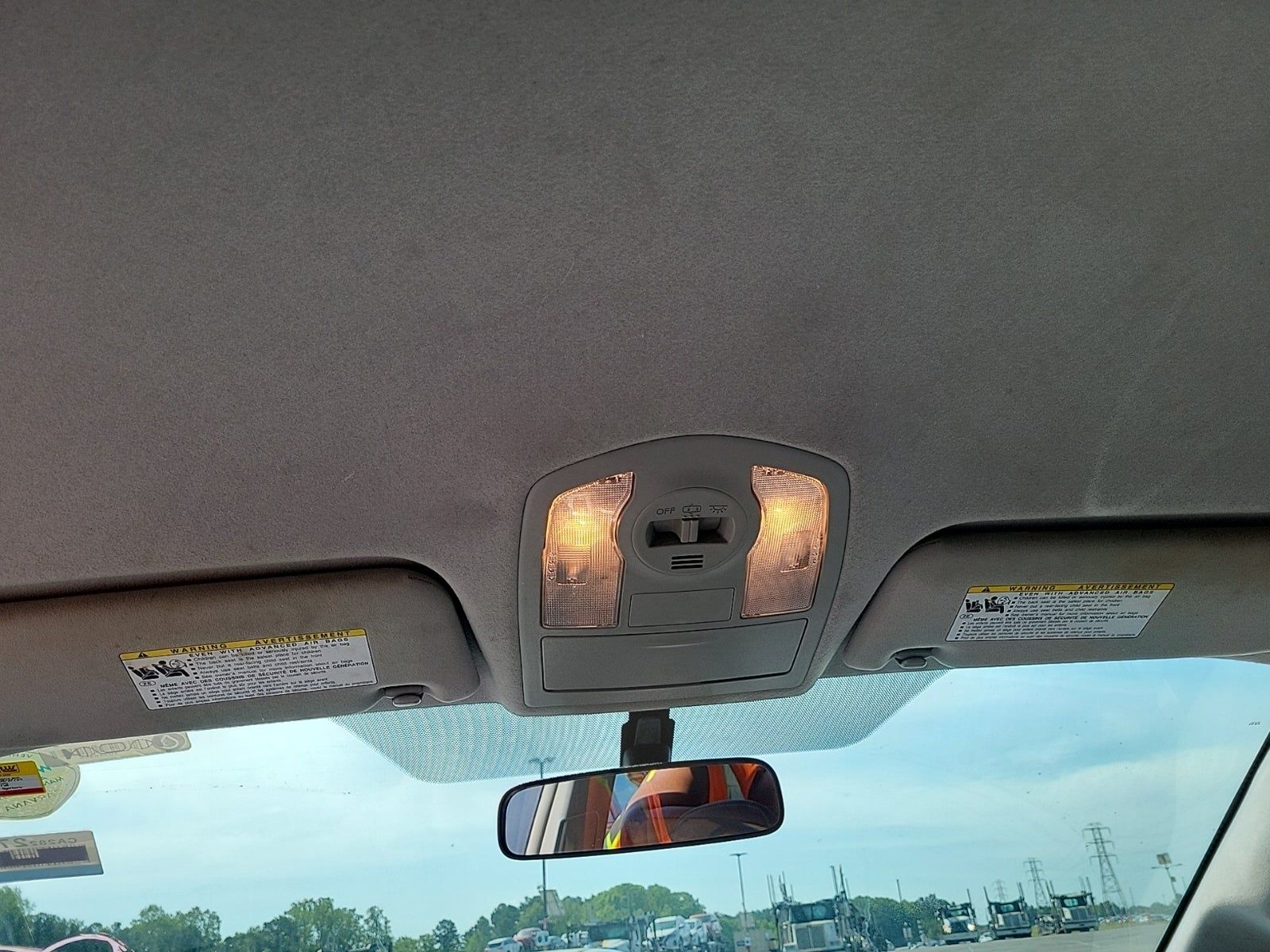 2015 Toyota Prius v Three FWD