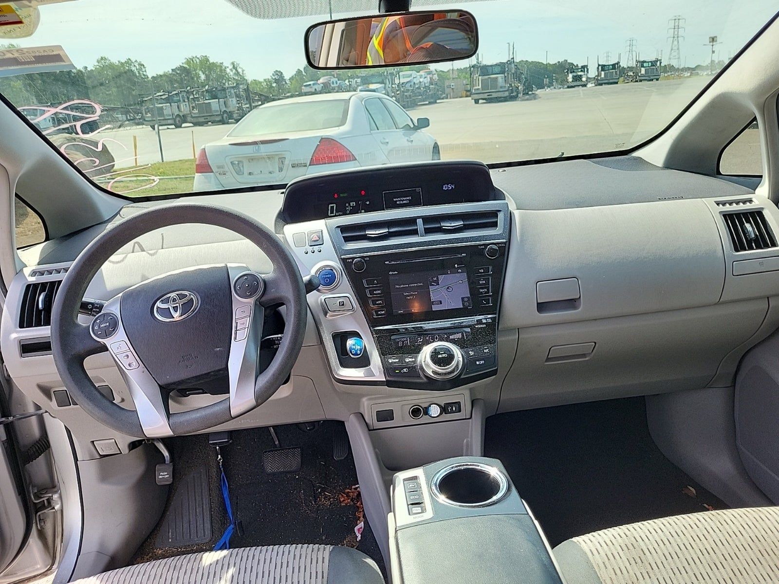 2015 Toyota Prius v Three FWD