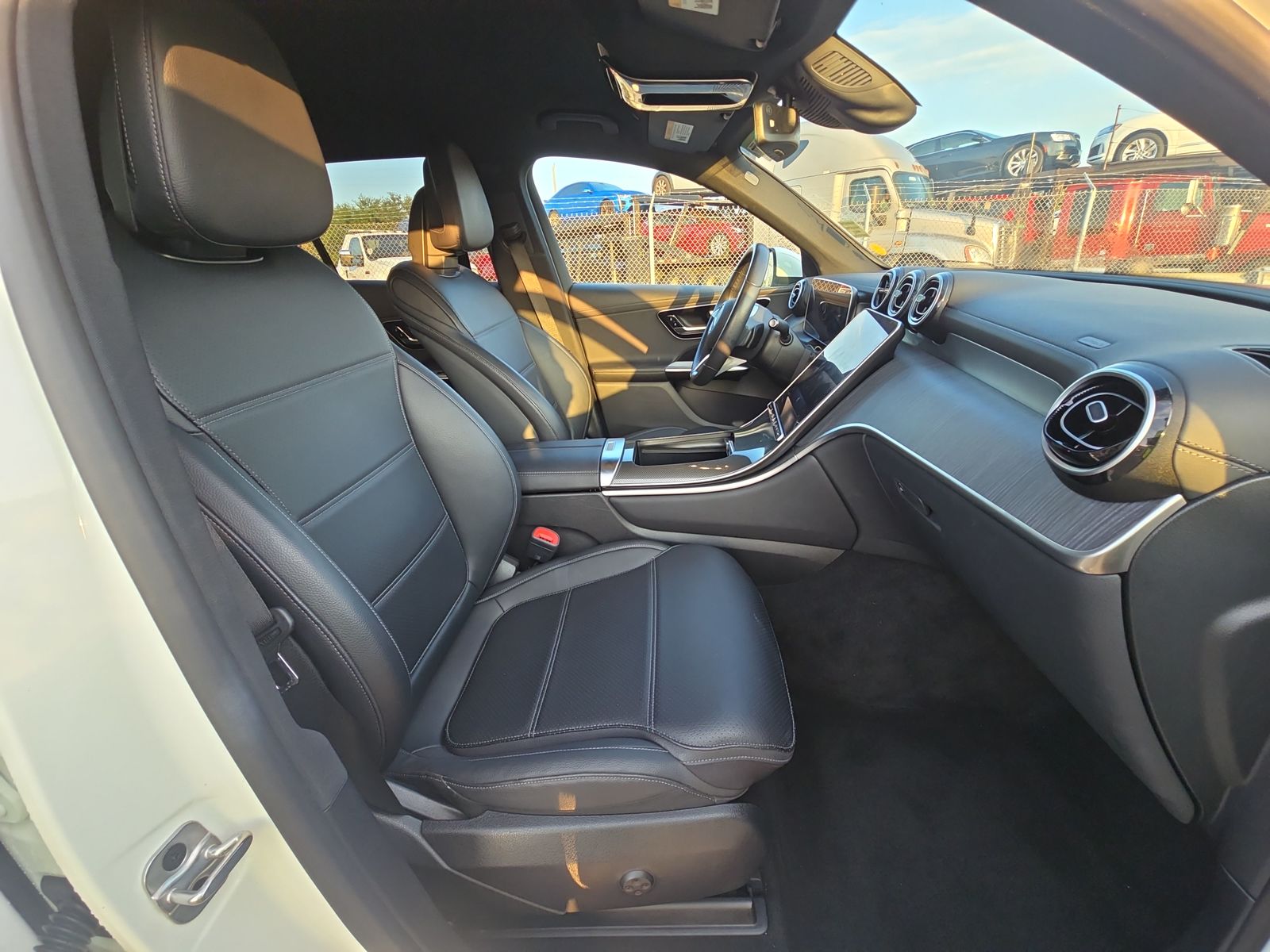 2024 Mercedes-Benz GLC GLC 300 AWD