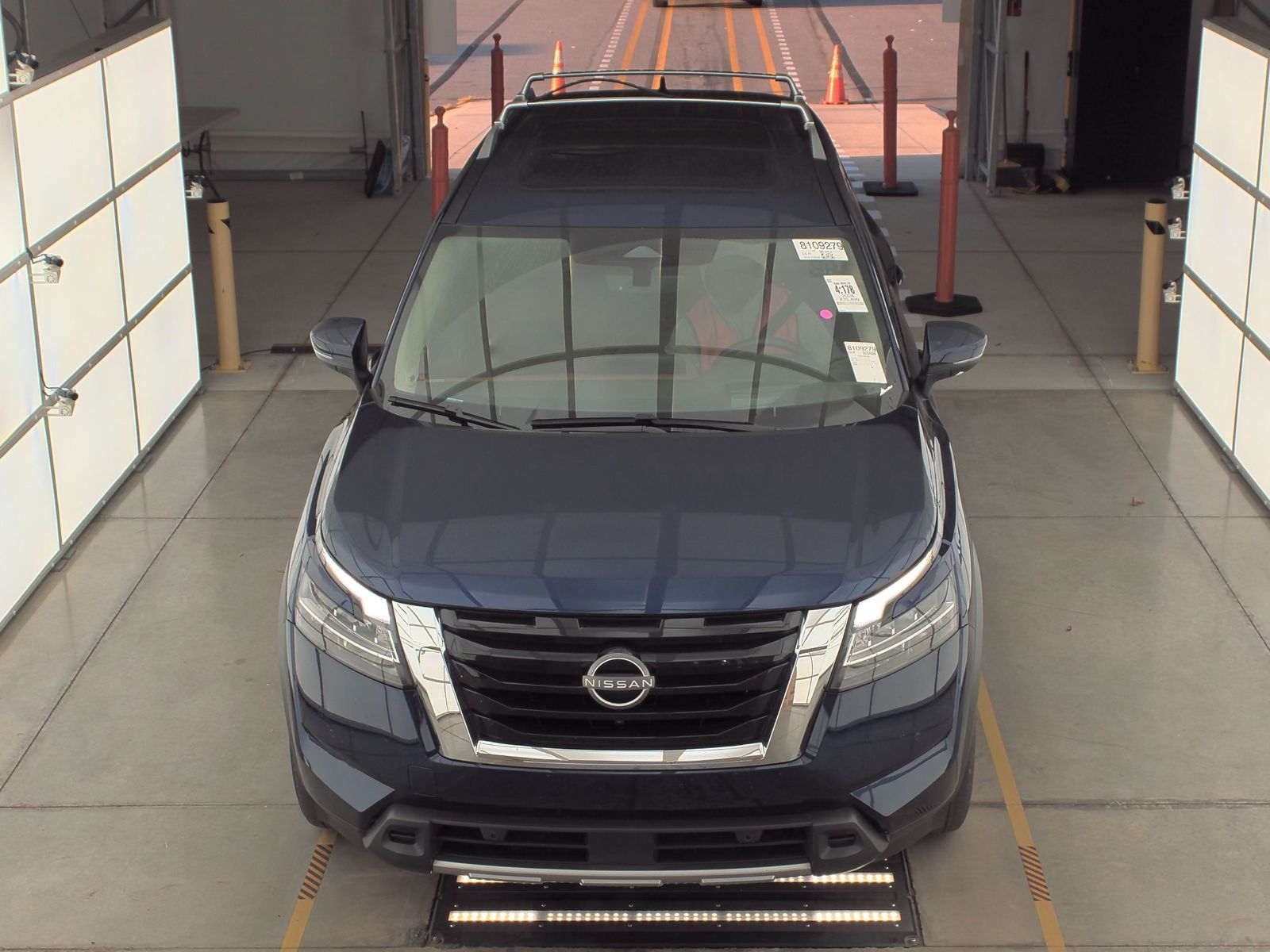 2024 Nissan Pathfinder Platinum FWD