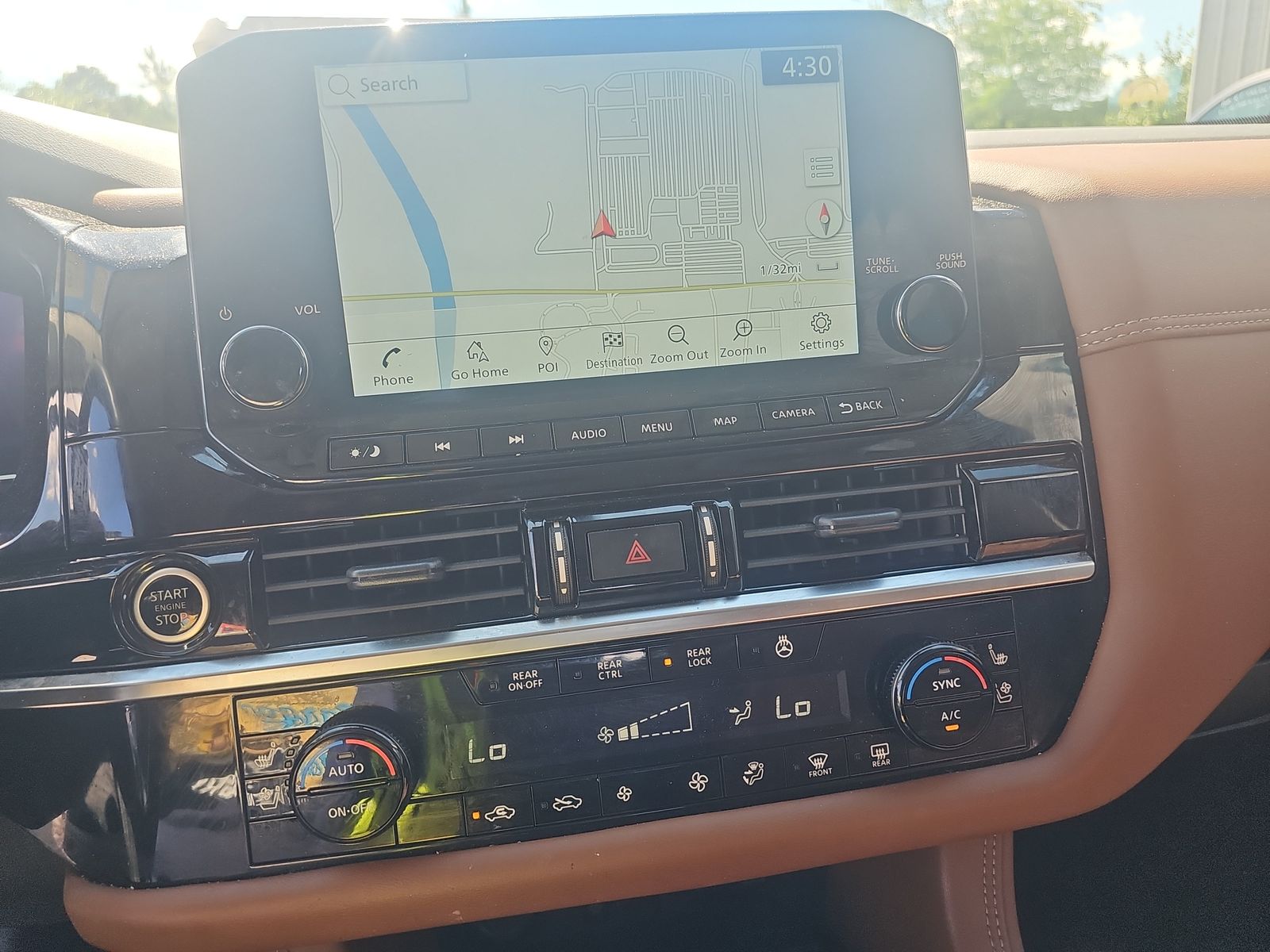 2024 Nissan Pathfinder Platinum FWD