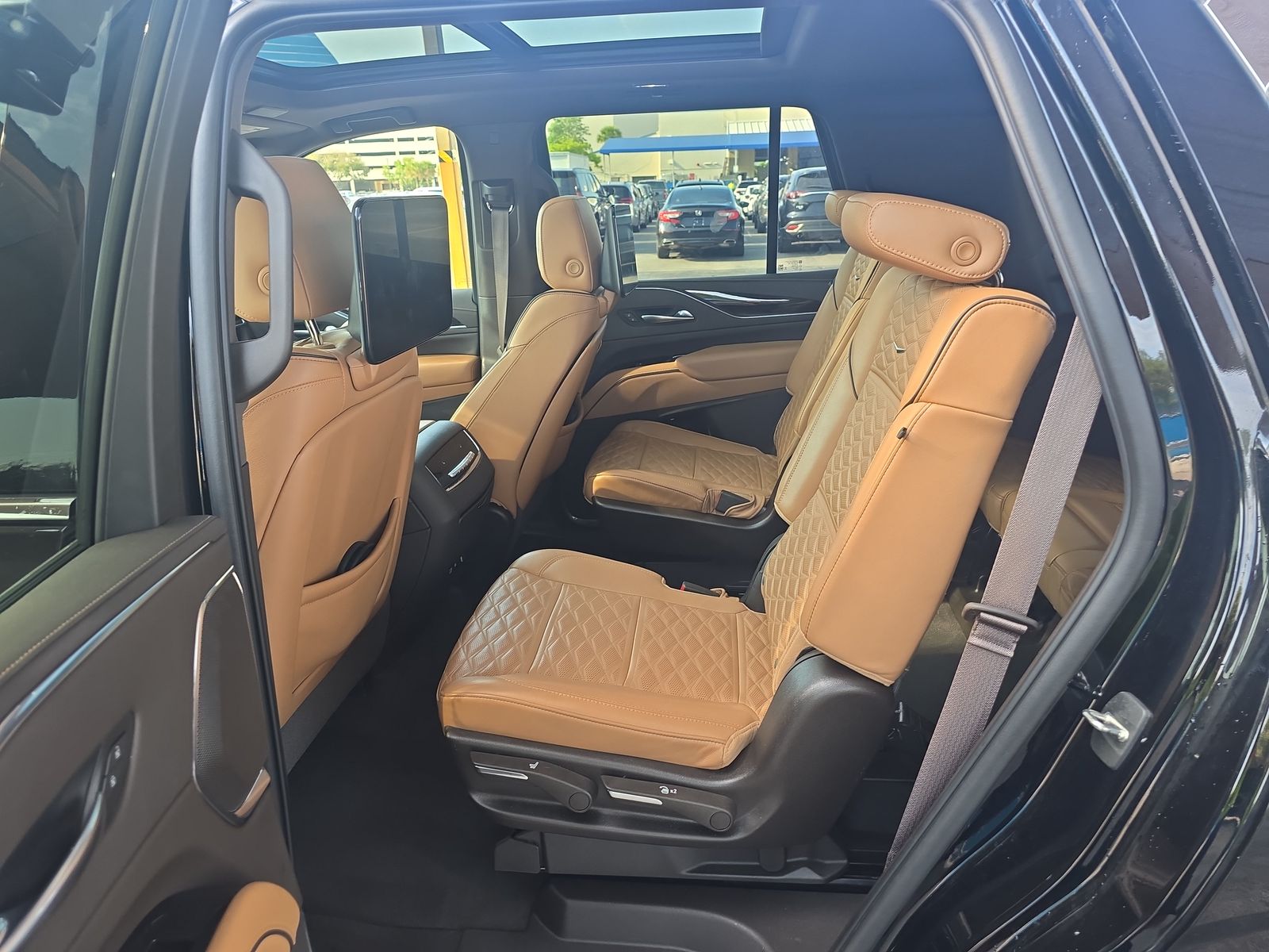 2021 Cadillac Escalade Premium Luxury RWD