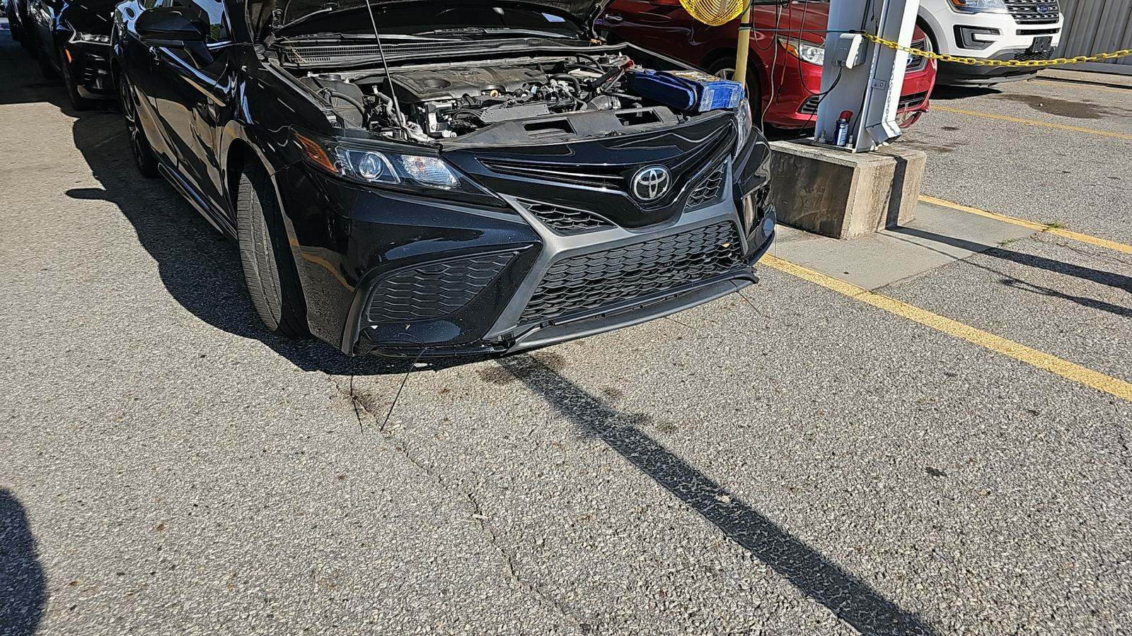 2021 Toyota Camry SE FWD