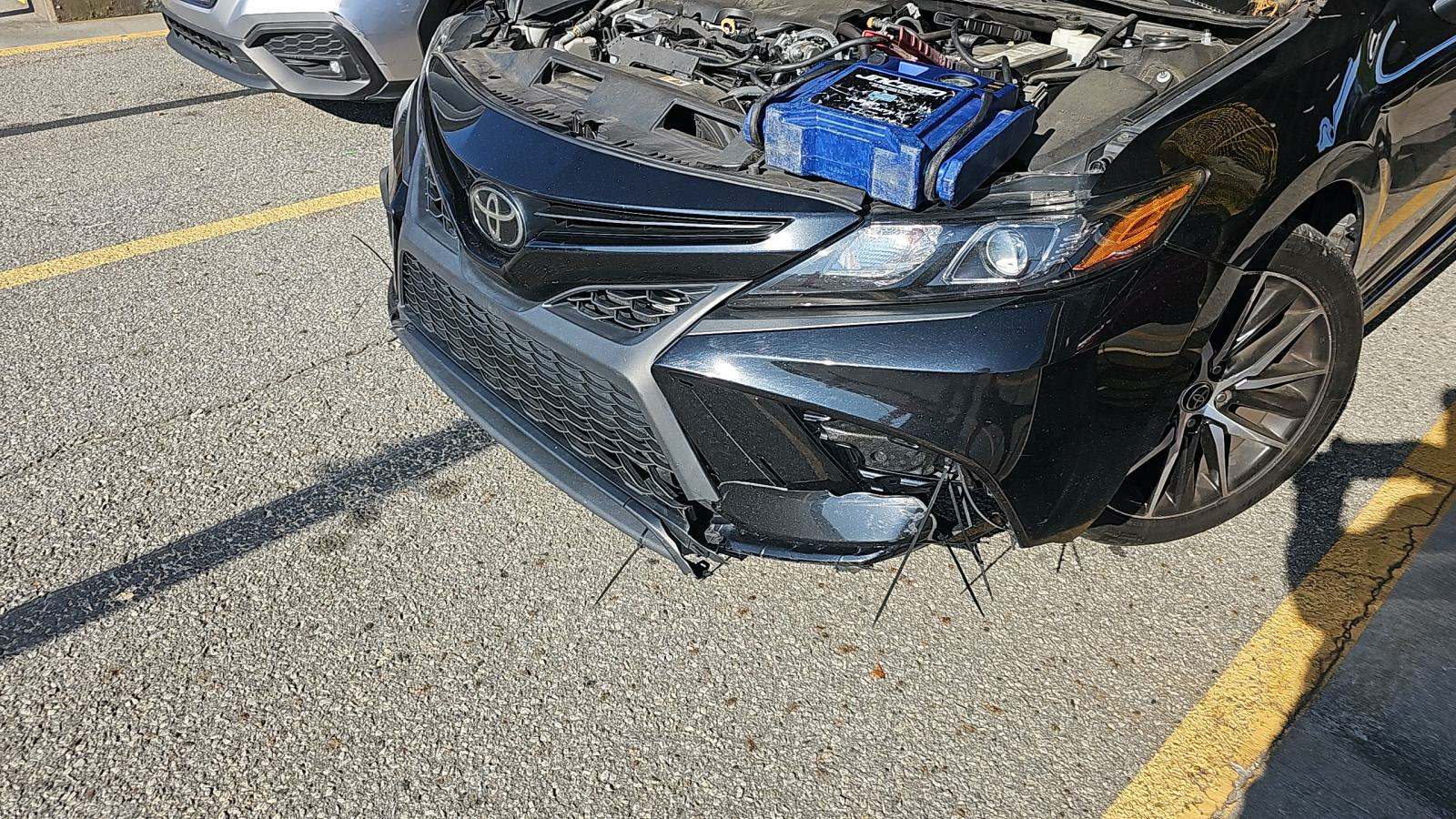 2021 Toyota Camry SE FWD