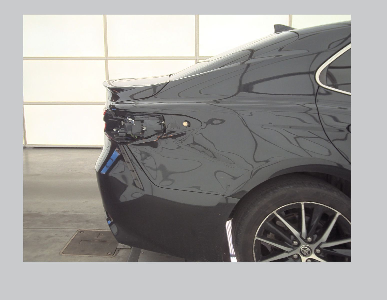 2021 Toyota Camry SE FWD