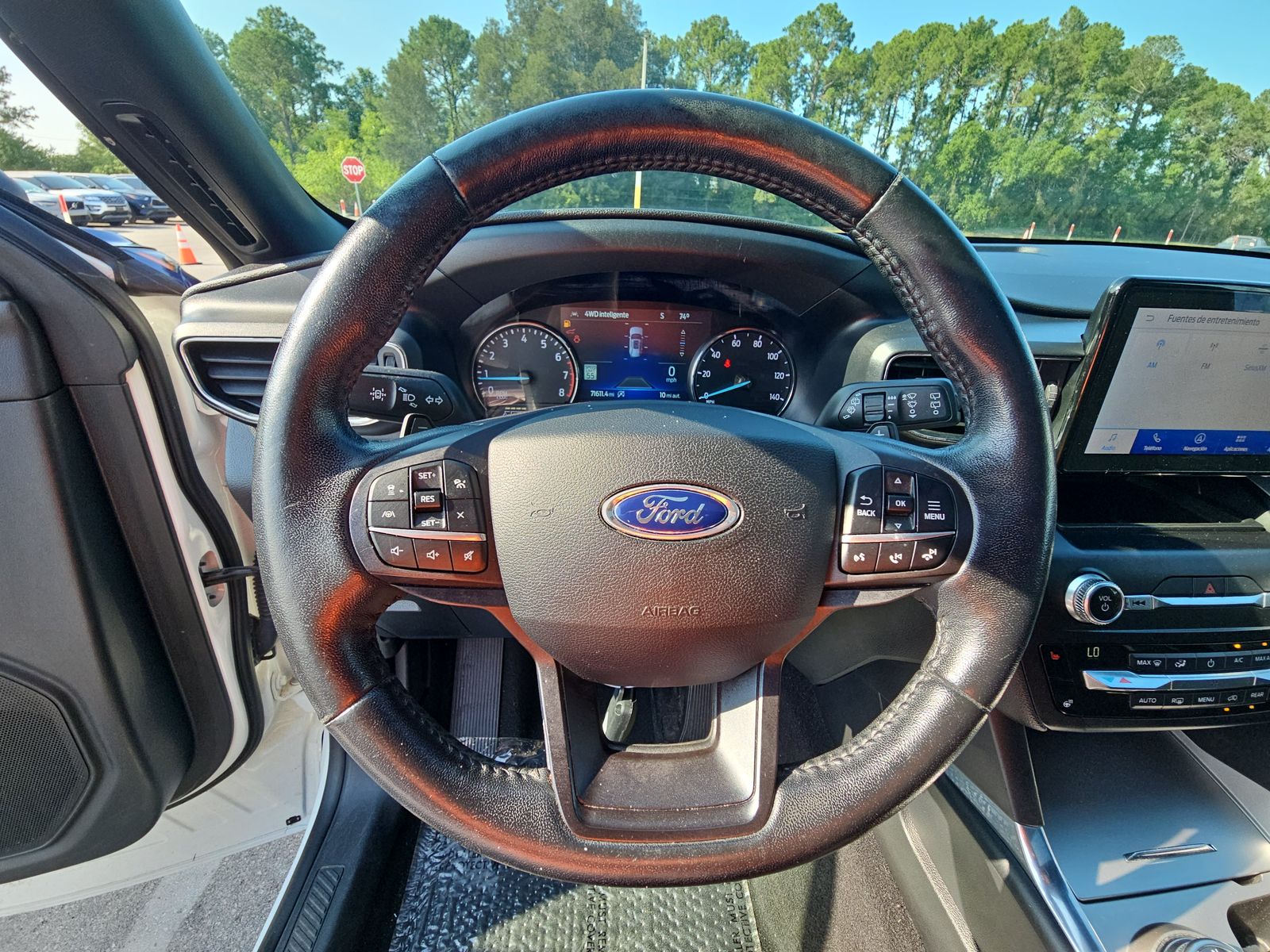 2020 Ford Explorer XLT AWD