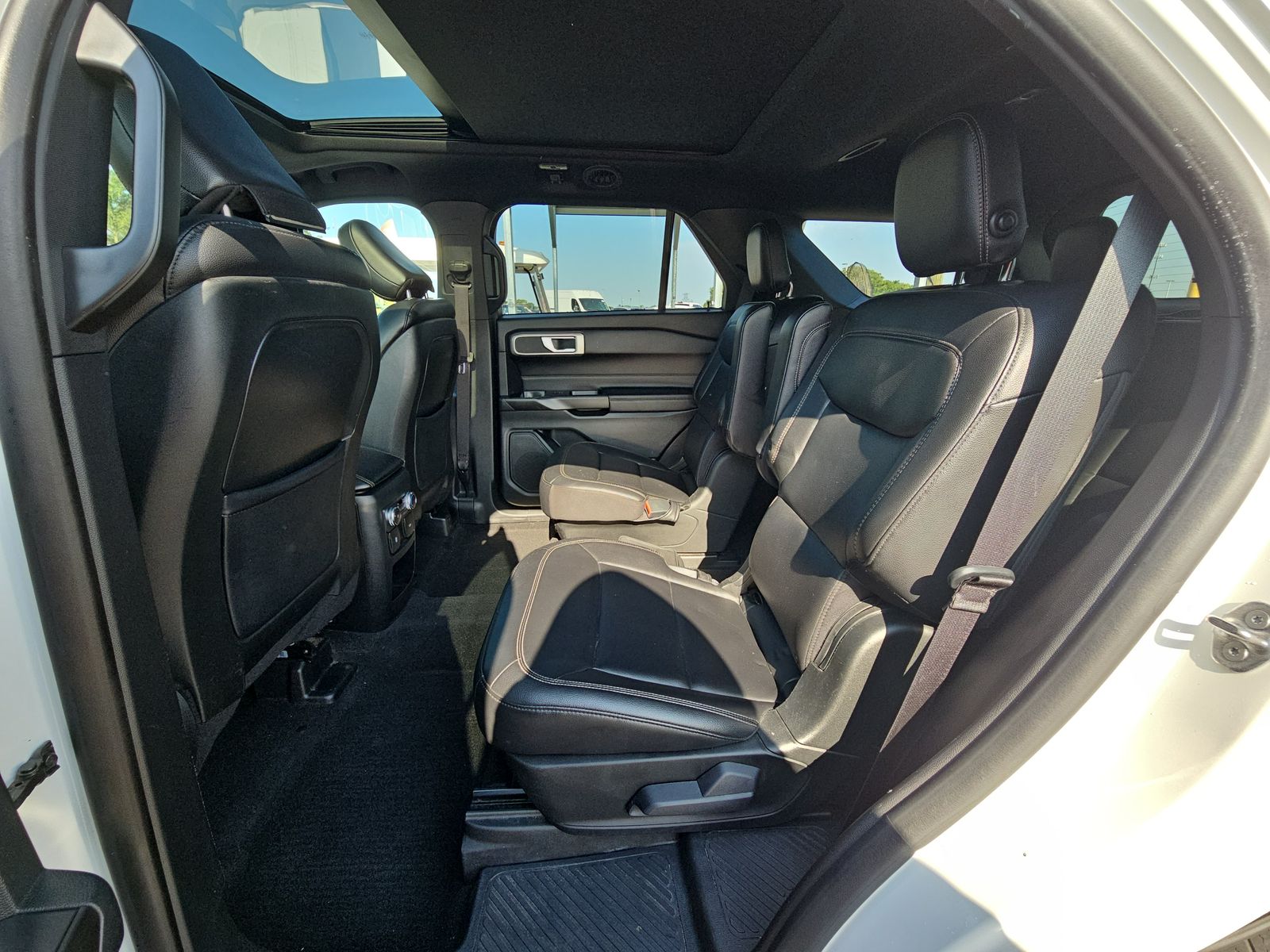 2020 Ford Explorer XLT AWD