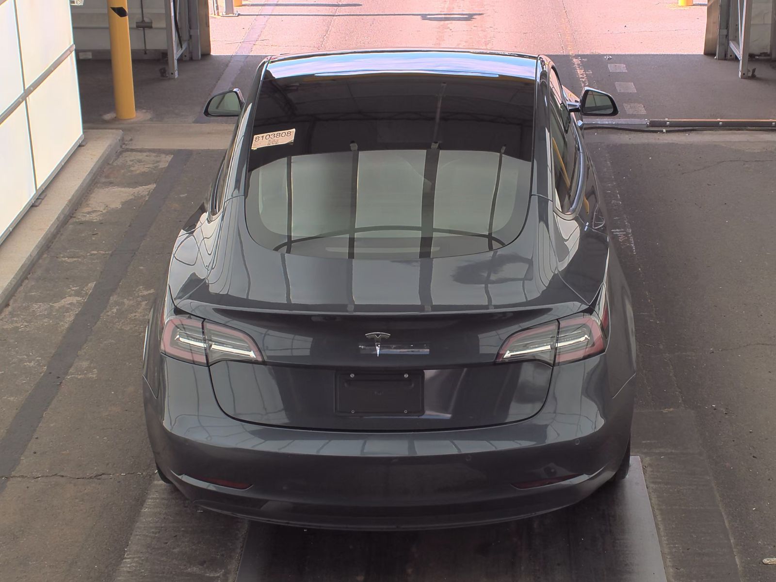2022 Tesla Model 3 Standard Range RWD