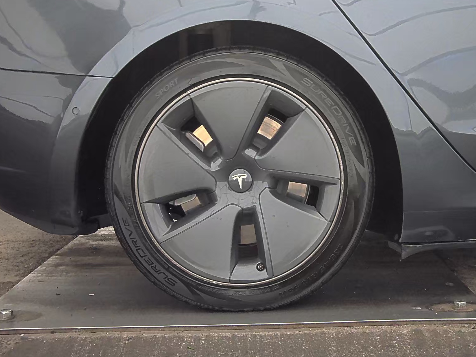 2022 Tesla Model 3 Standard Range RWD