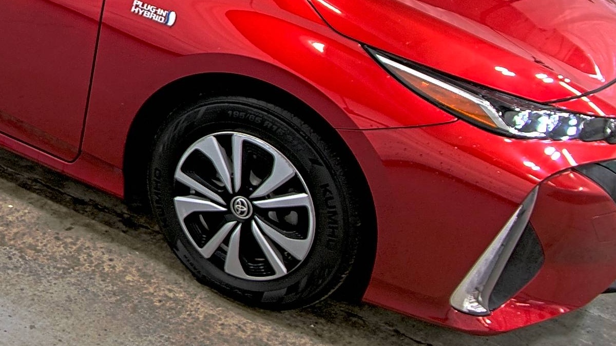 2017 Toyota Prius Prime Premium FWD