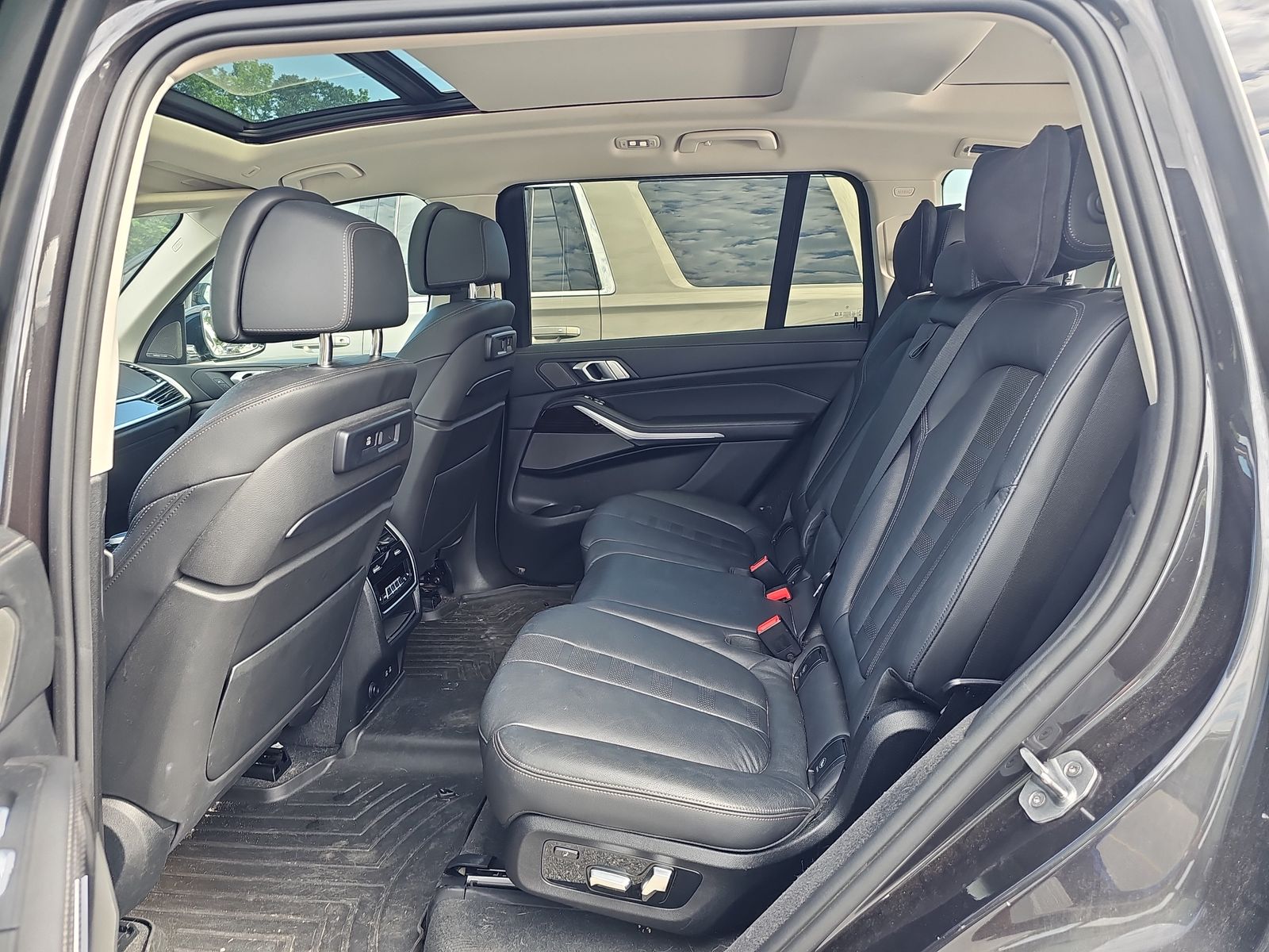 2019 BMW X7 xDrive40i AWD