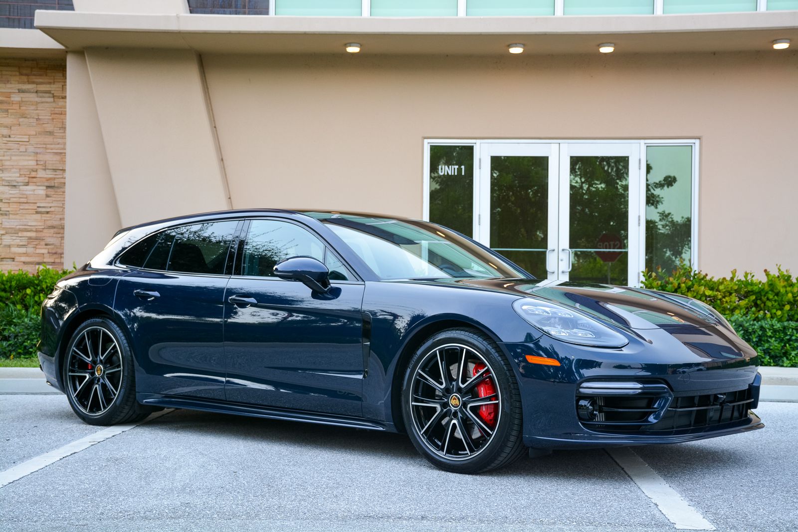 2022 Porsche Panamera GTS Sport Turismo