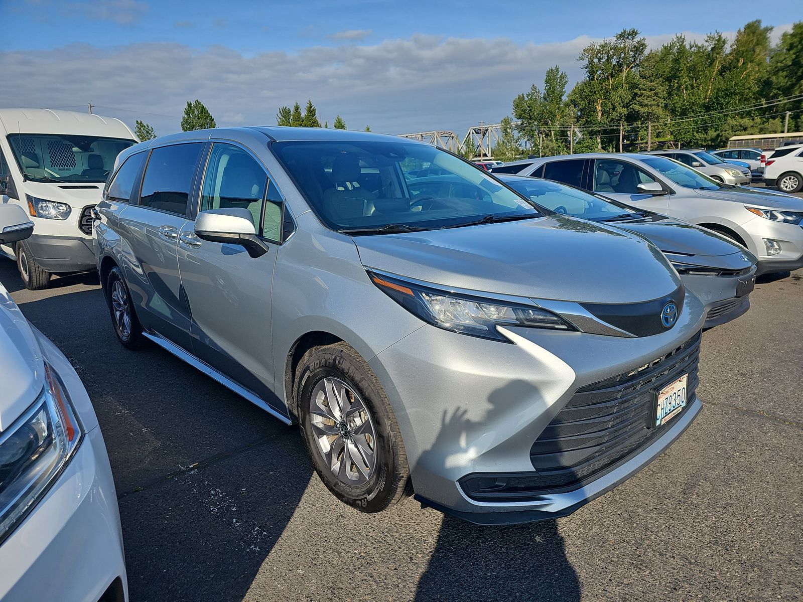 2023 Toyota Sienna LE AWD