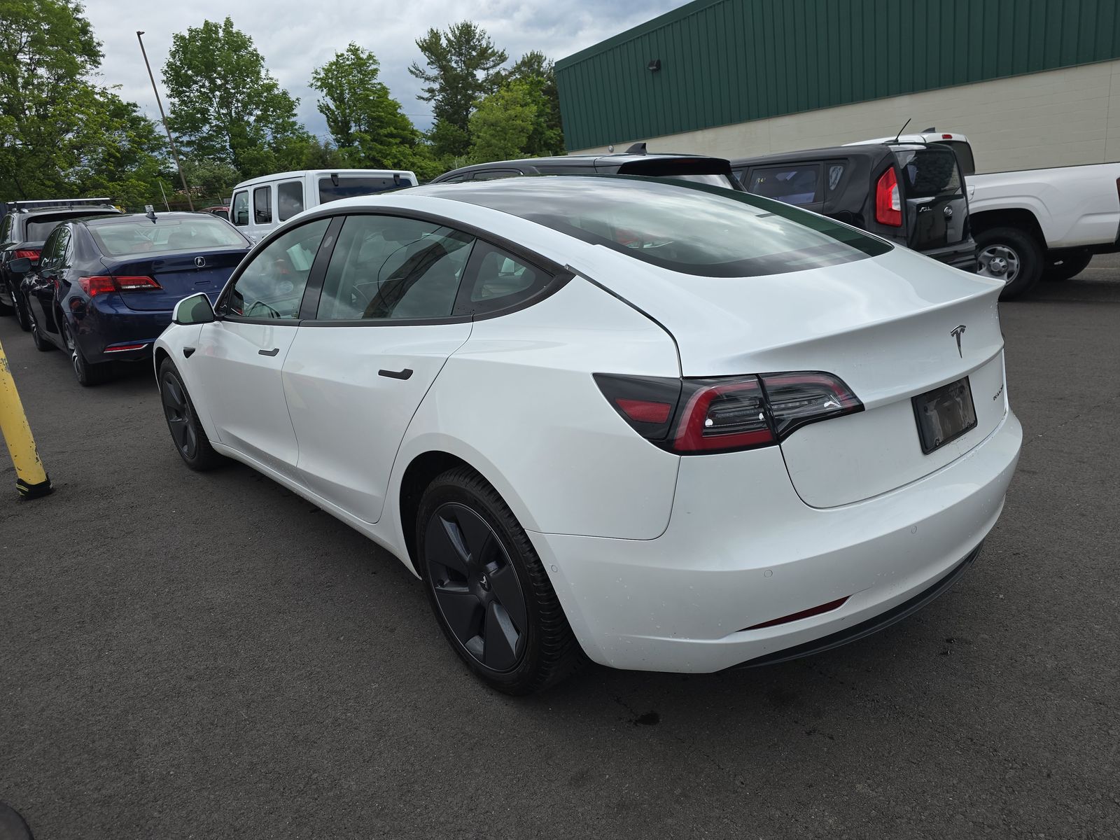2022 Tesla Model 3 Long Range AWD