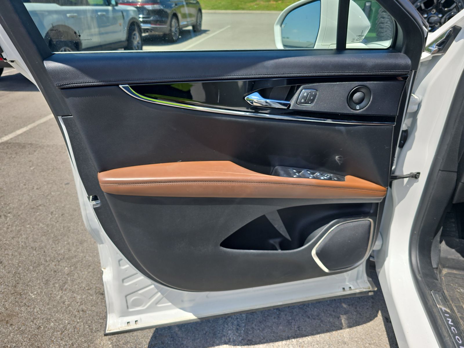 2023 Lincoln Nautilus Reserve FWD