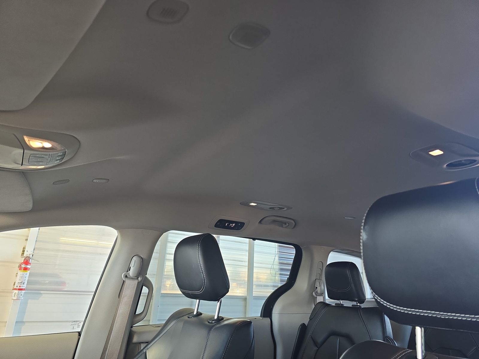 2023 Chrysler Pacifica Touring L FWD