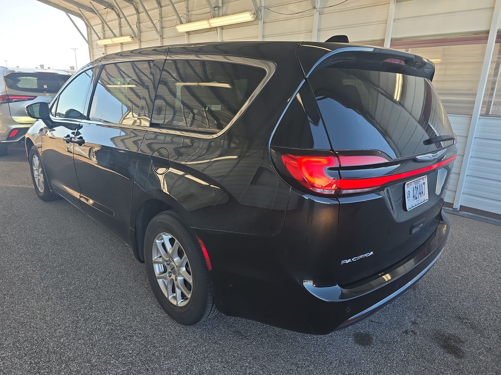 2023 Chrysler Pacifica Touring L FWD