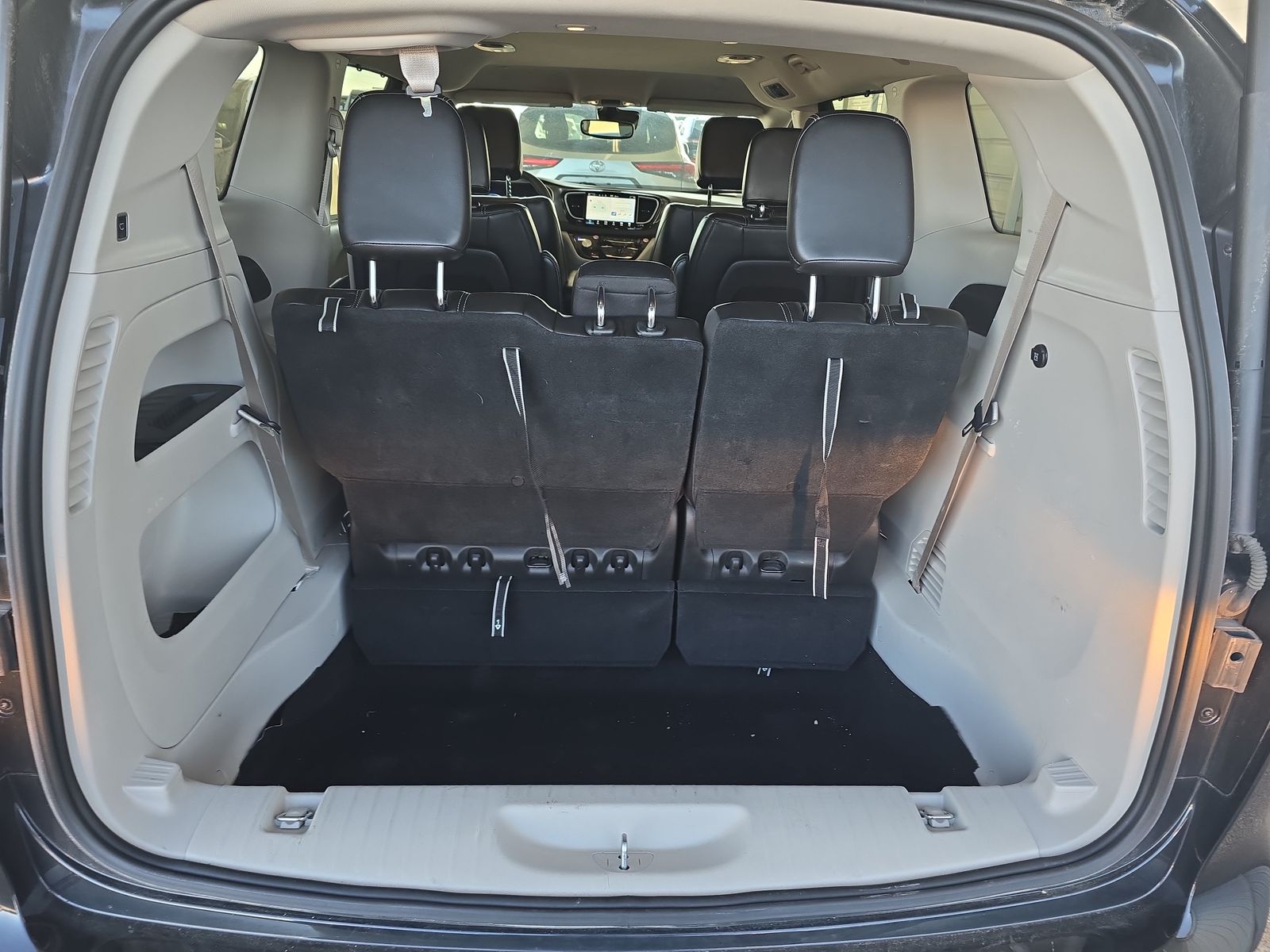 2023 Chrysler Pacifica Touring L FWD
