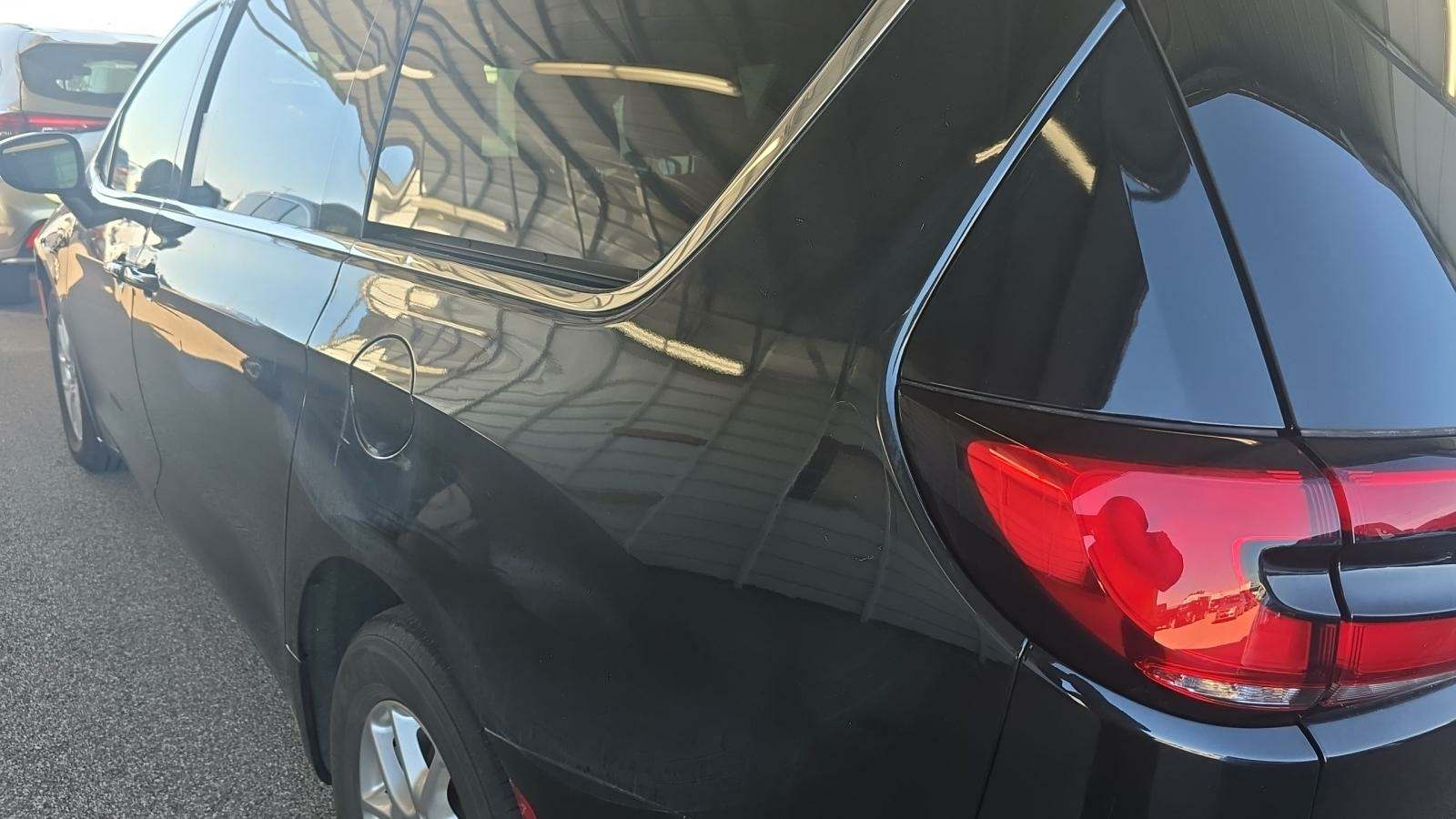 2023 Chrysler Pacifica Touring L FWD