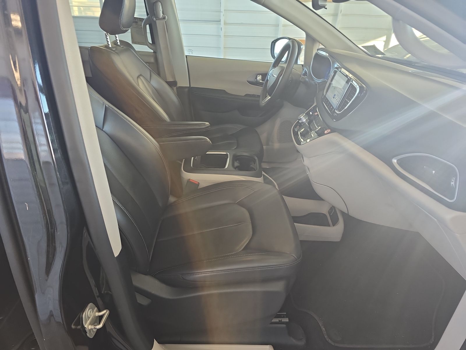 2023 Chrysler Pacifica Touring L FWD