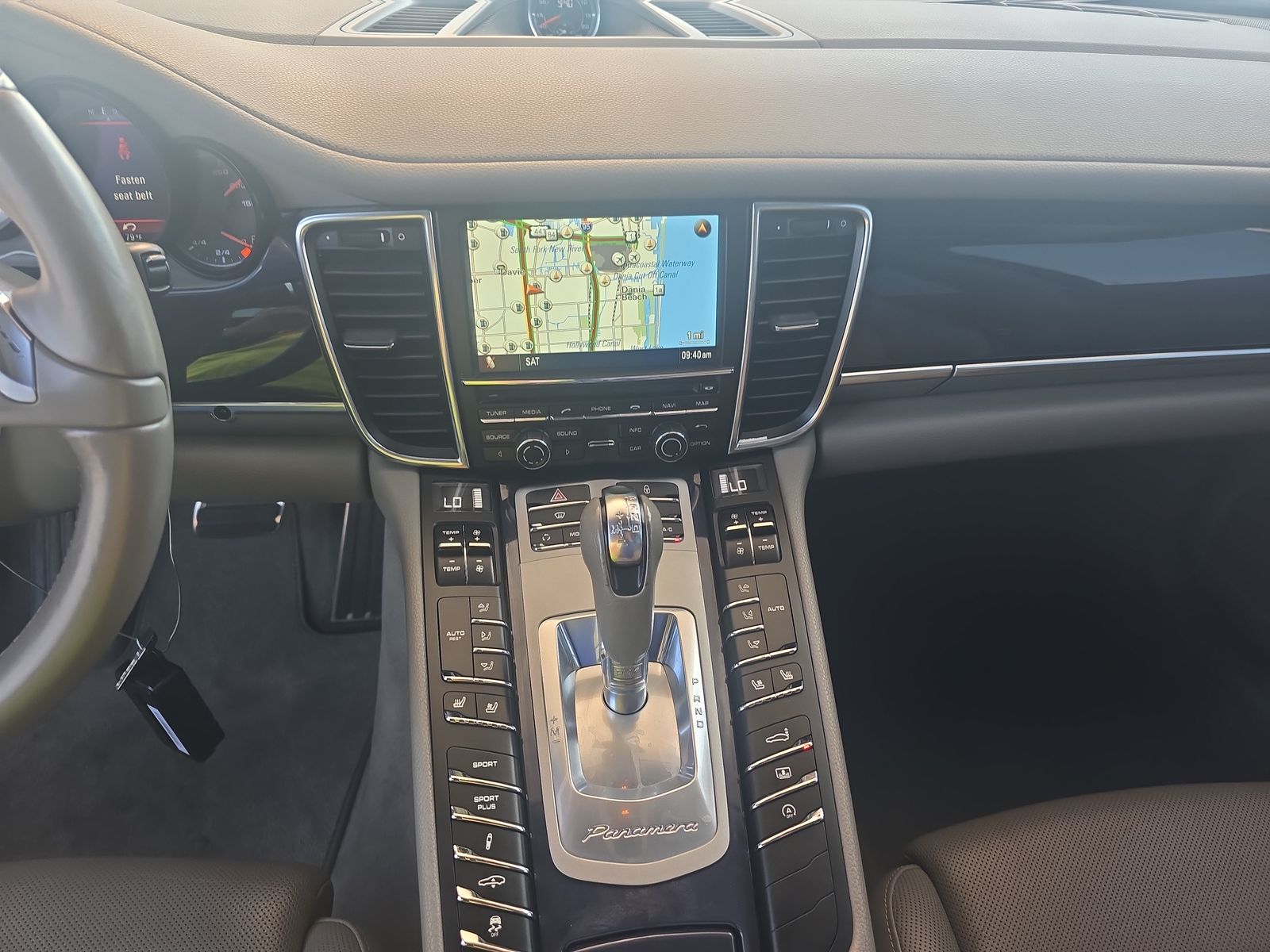 2013 Porsche Panamera S RWD