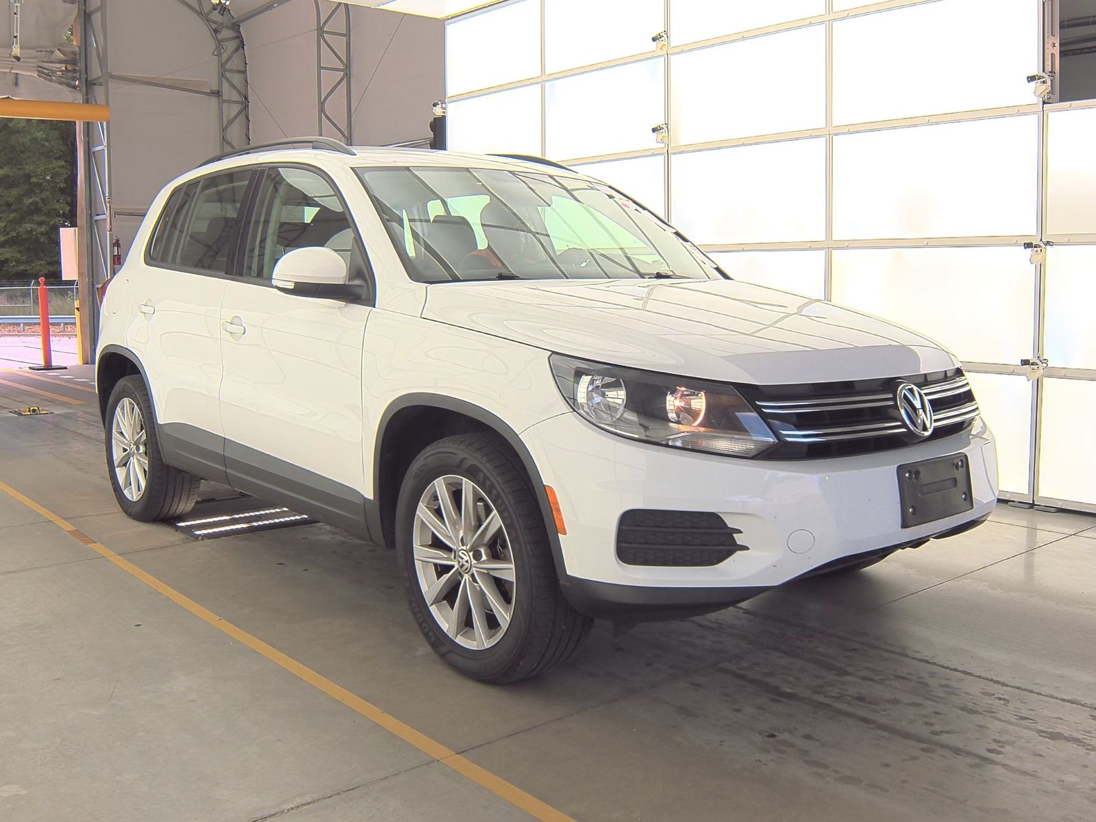 2017 Volkswagen Tiguan Limited 2.0T AWD