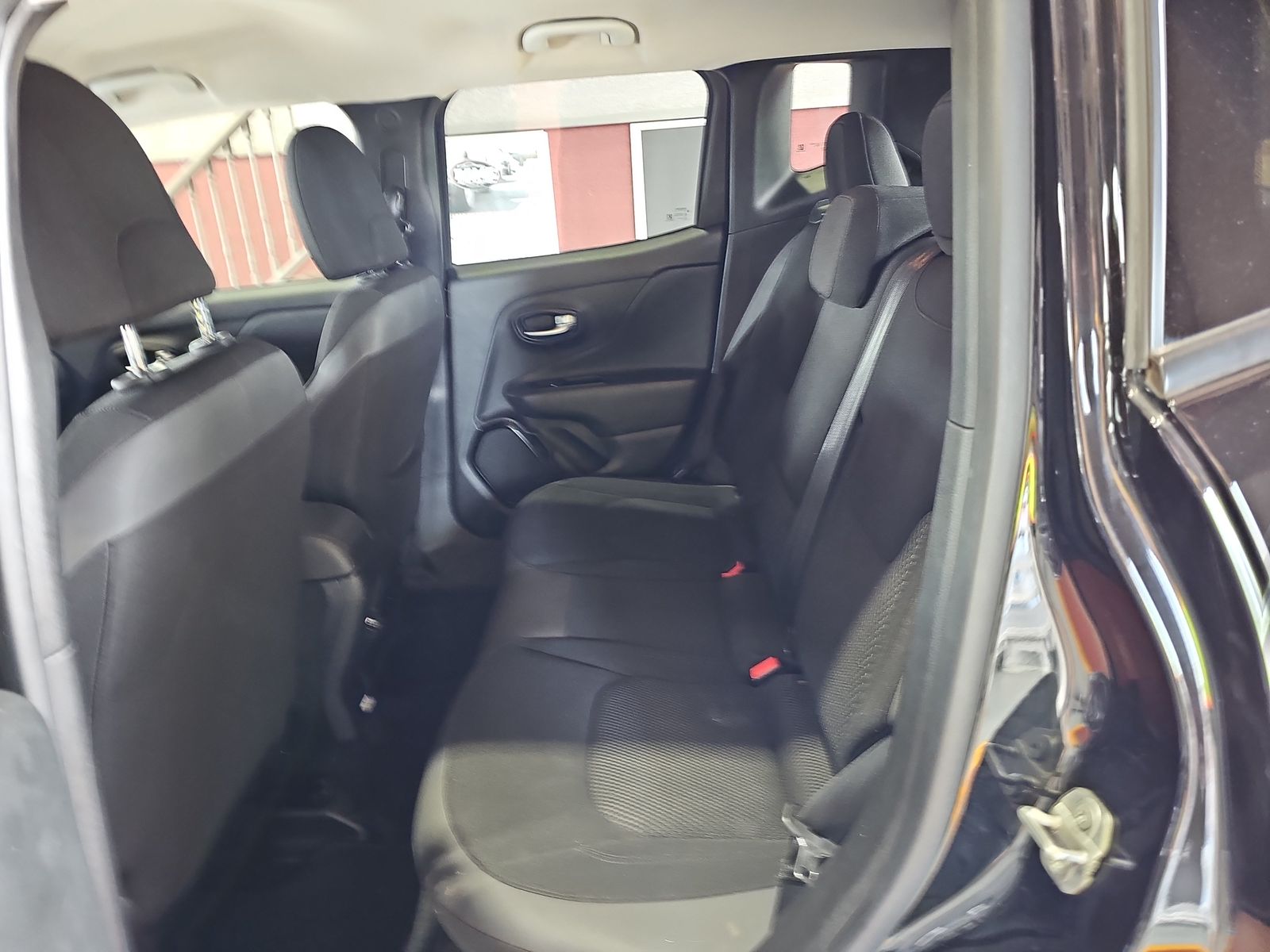 2019 Jeep Renegade Latitude Altitude Edition FWD