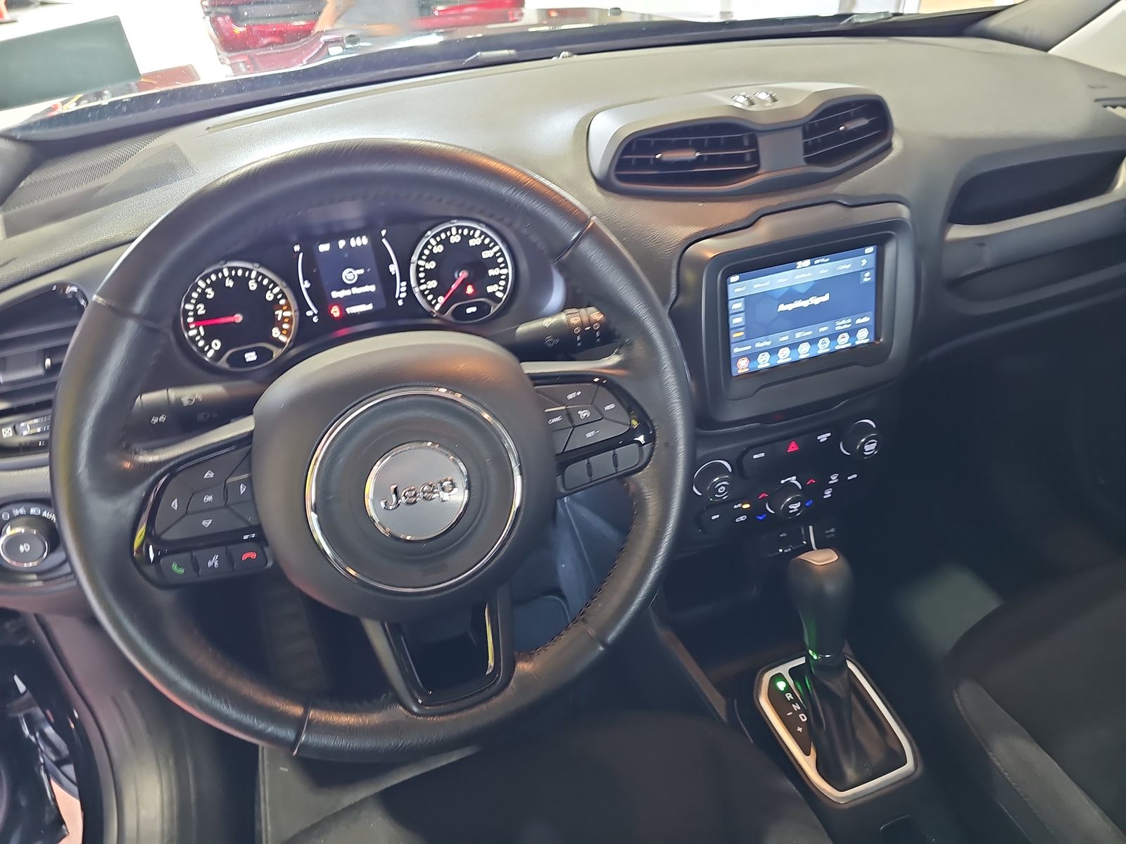 2019 Jeep Renegade Latitude Altitude Edition FWD