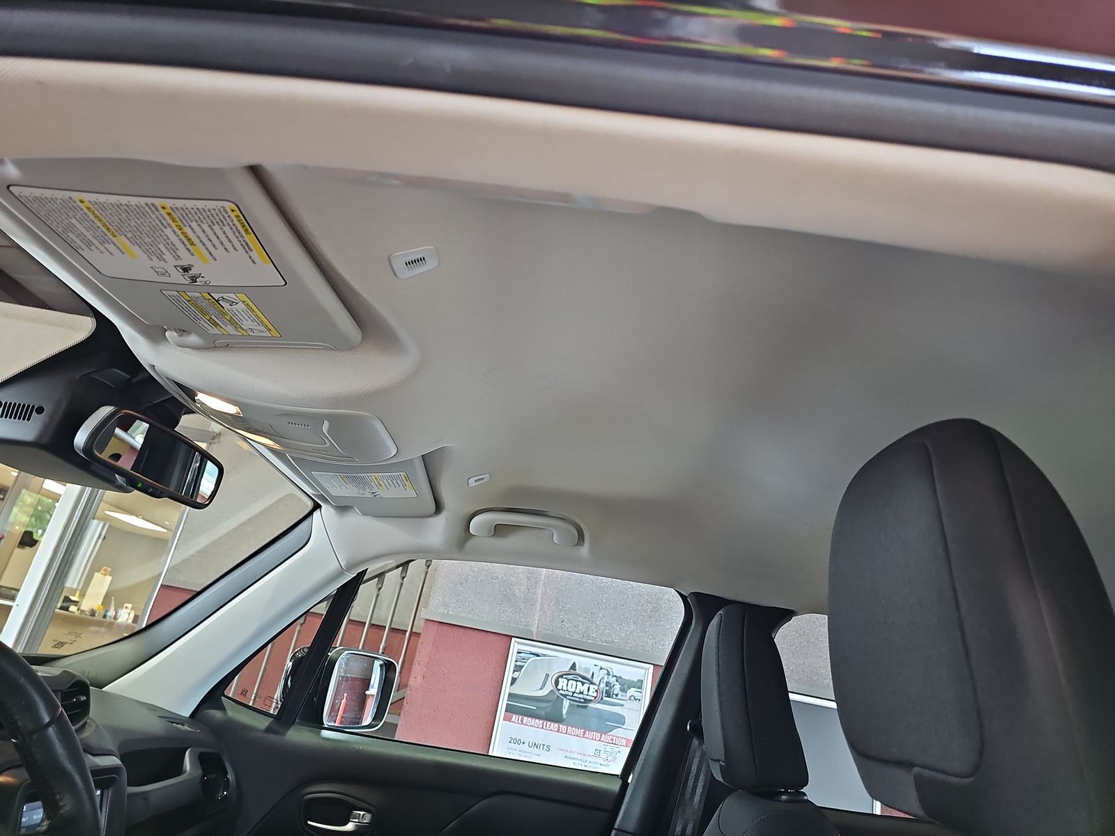 2019 Jeep Renegade Latitude Altitude Edition FWD
