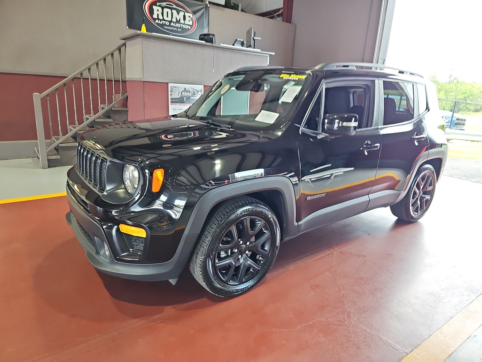 2019 Jeep Renegade Latitude Altitude Edition FWD