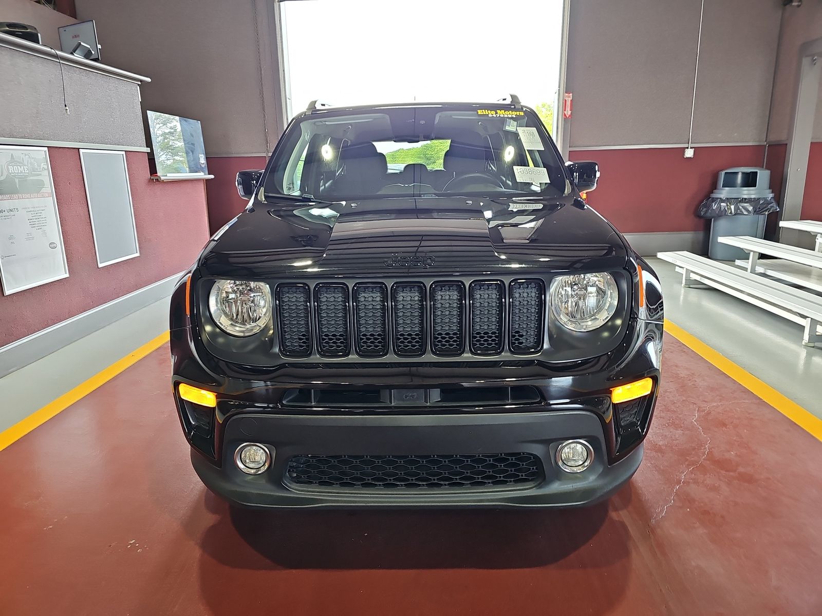2019 Jeep Renegade Latitude Altitude Edition FWD