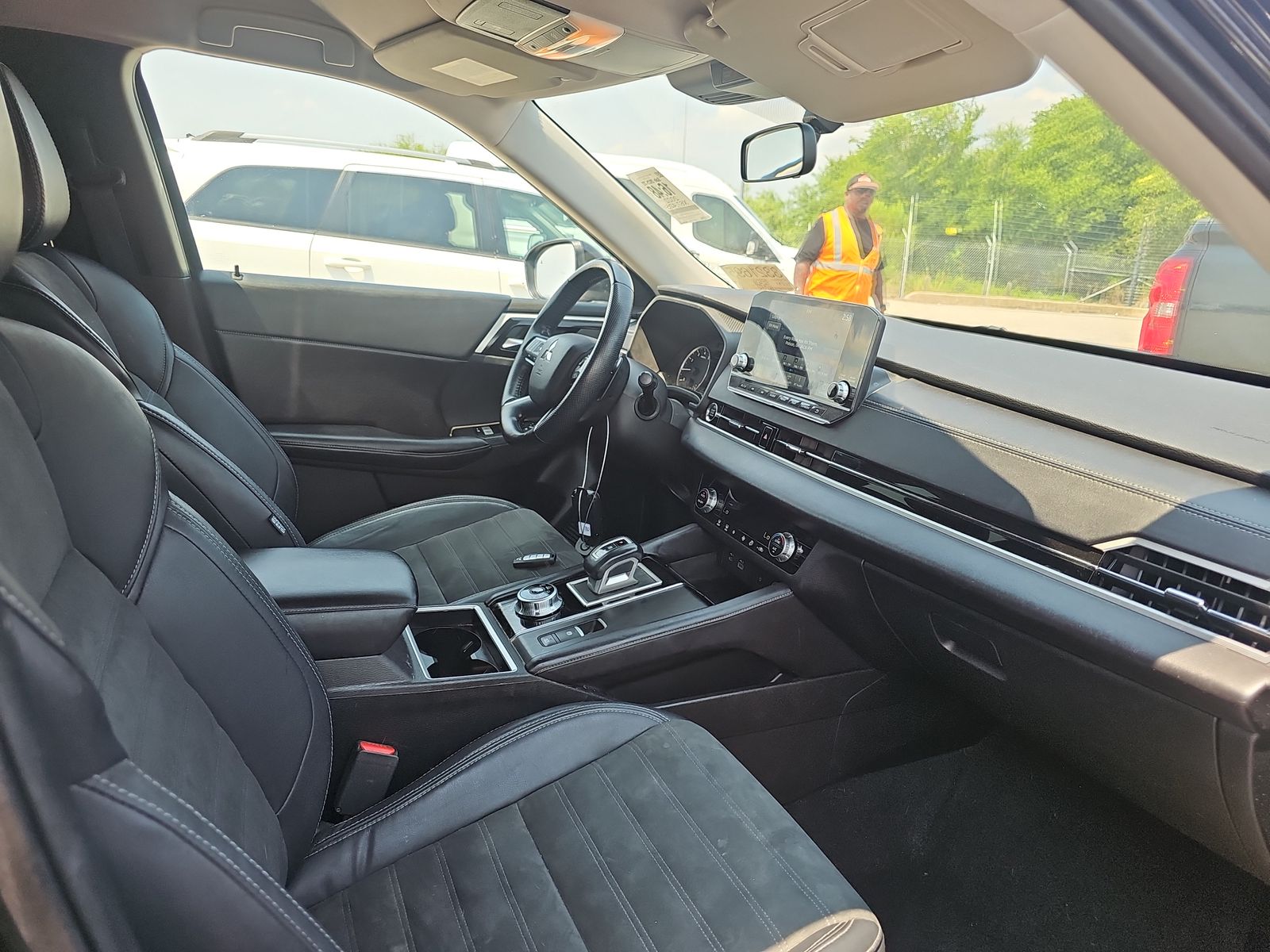 2022 Mitsubishi Outlander SE FWD