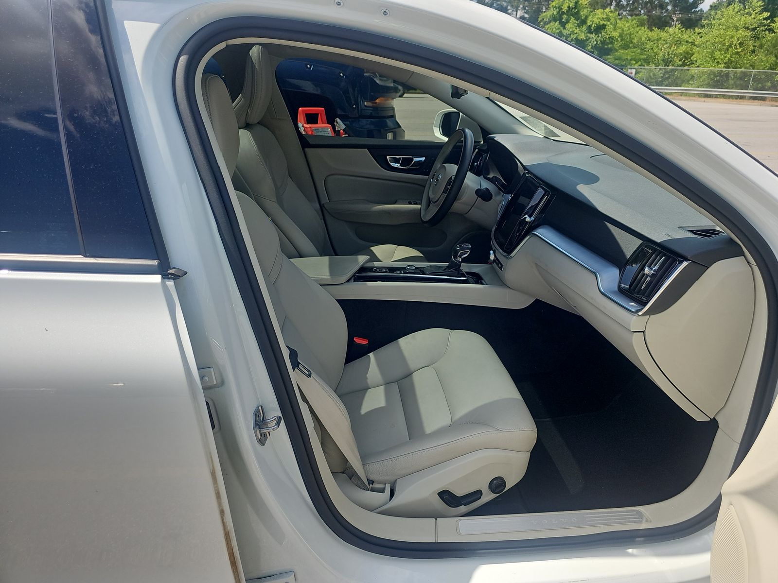 2019 Volvo S60 T5 Momentum FWD