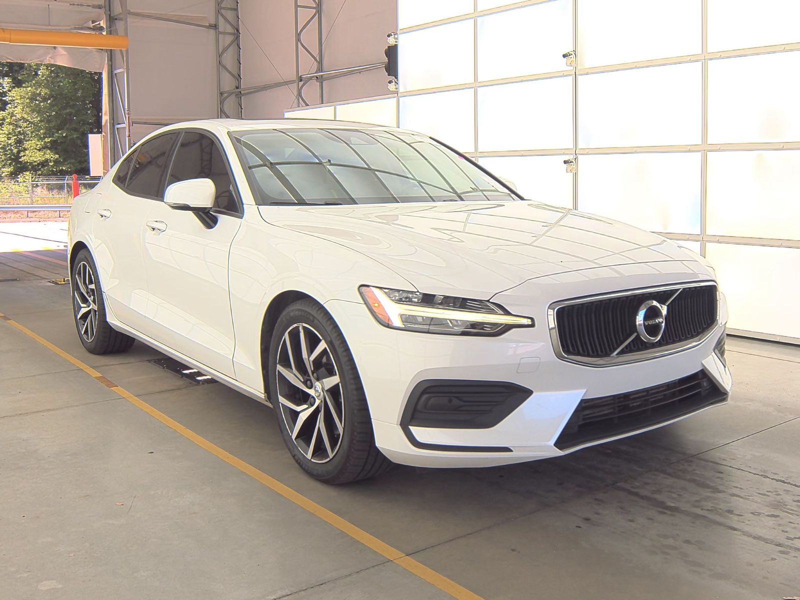 2019 Volvo S60 T5 Momentum FWD