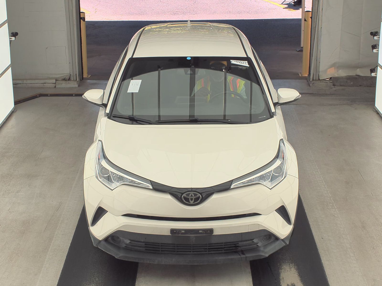 2018 Toyota C-HR XLE FWD