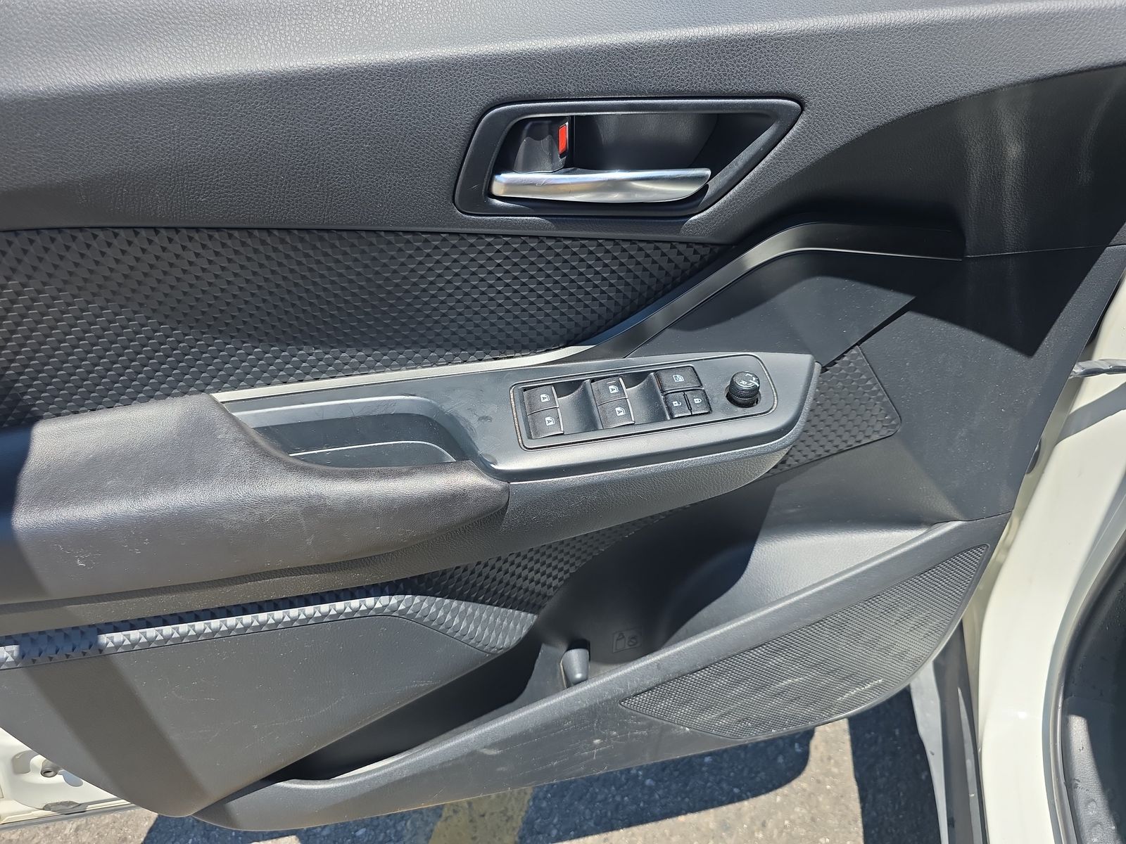 2018 Toyota C-HR XLE FWD