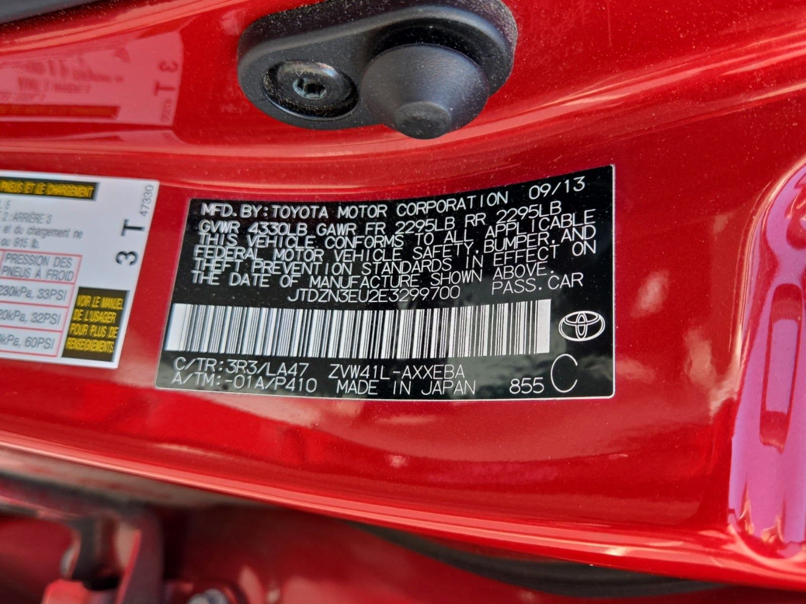 2014 Toyota Prius v Five FWD