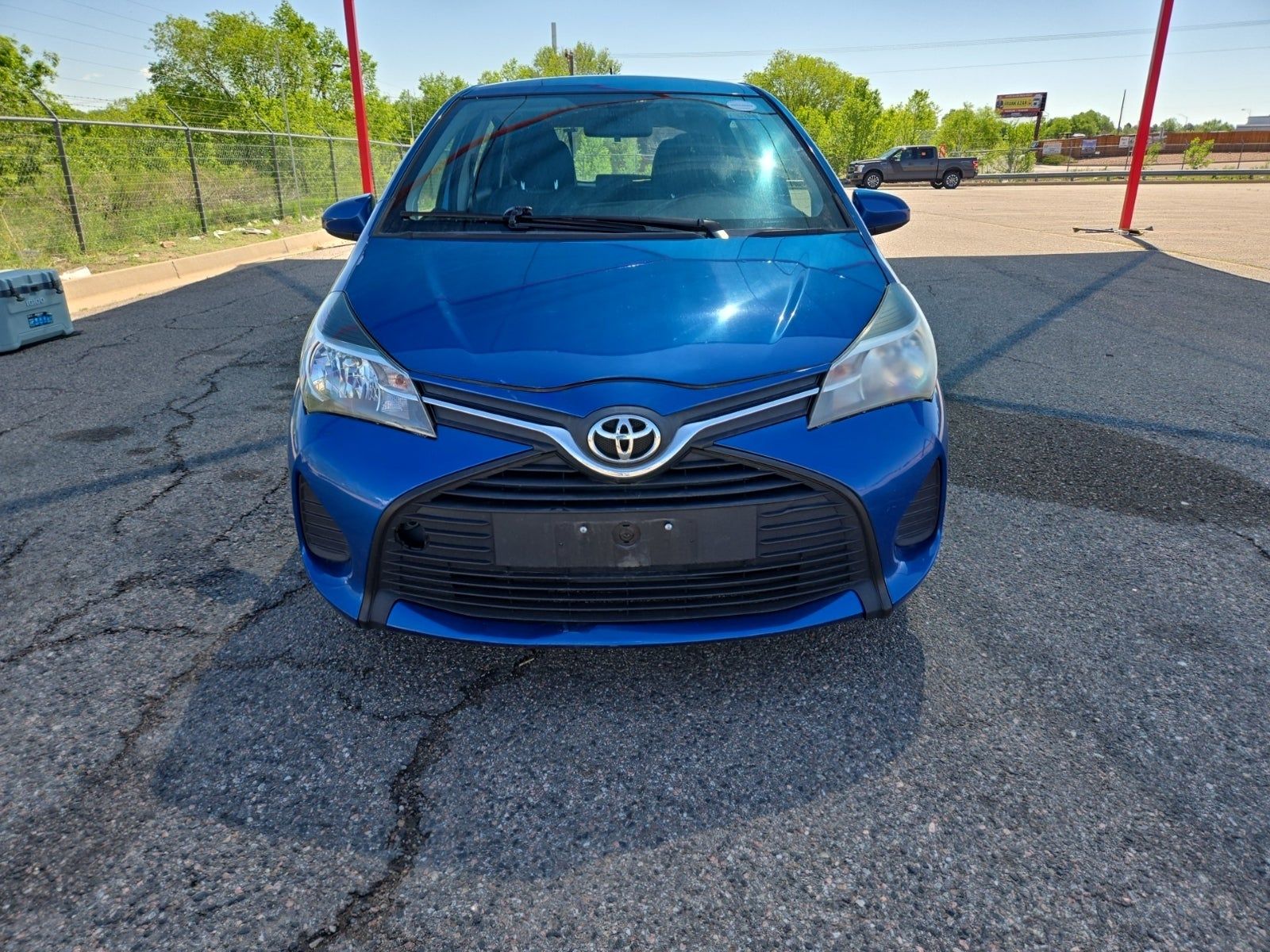 2015 Toyota Yaris L FWD