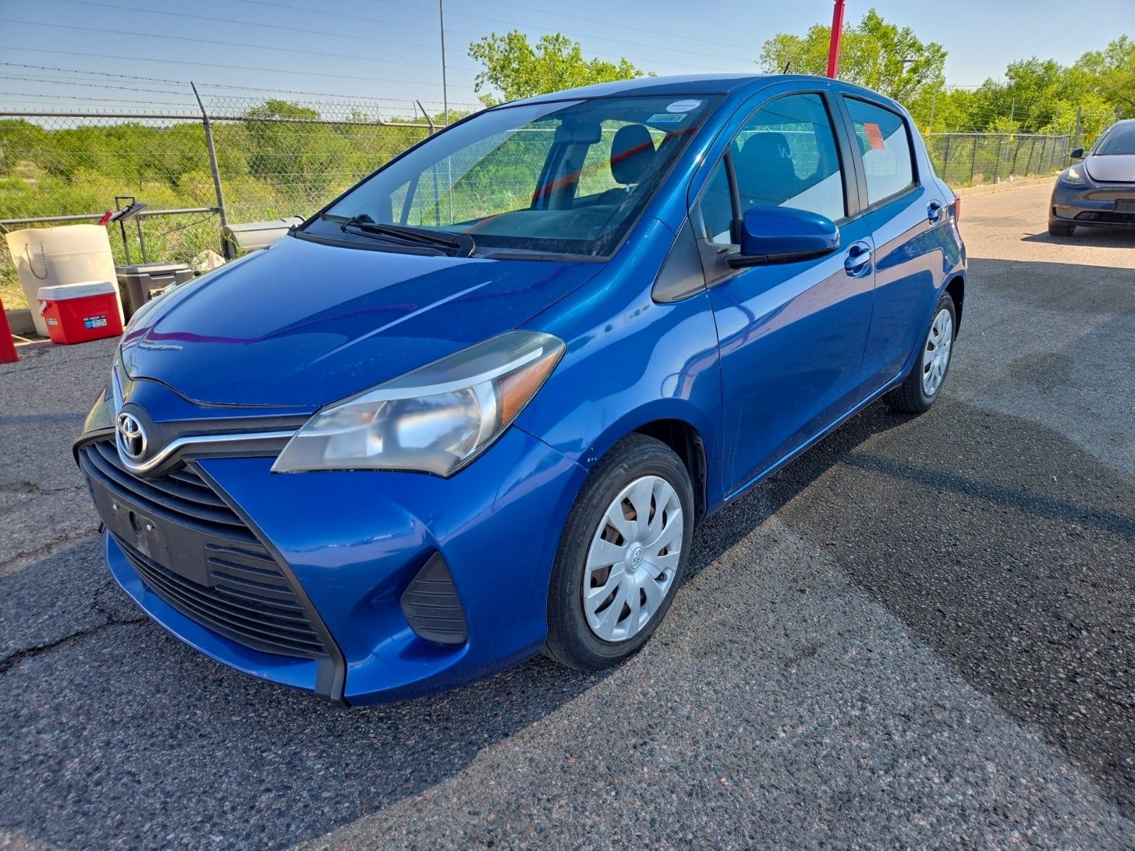 2015 Toyota Yaris L FWD