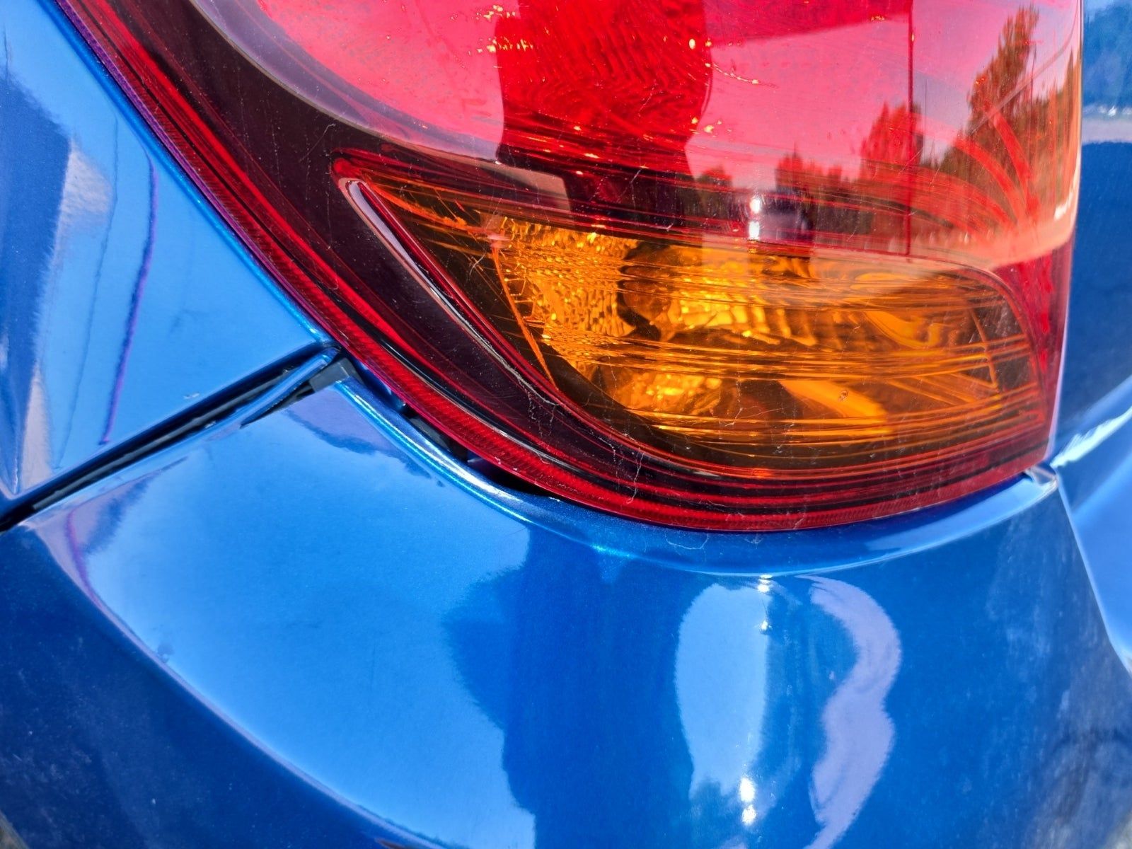 2015 Toyota Yaris L FWD
