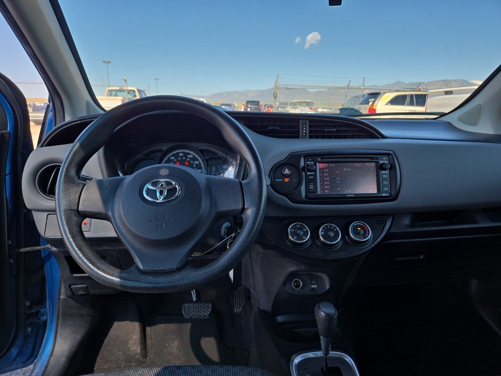 2015 Toyota Yaris L FWD